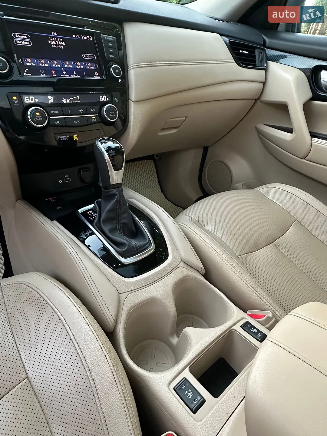2019 Nissan Rogue - мініатюра 5