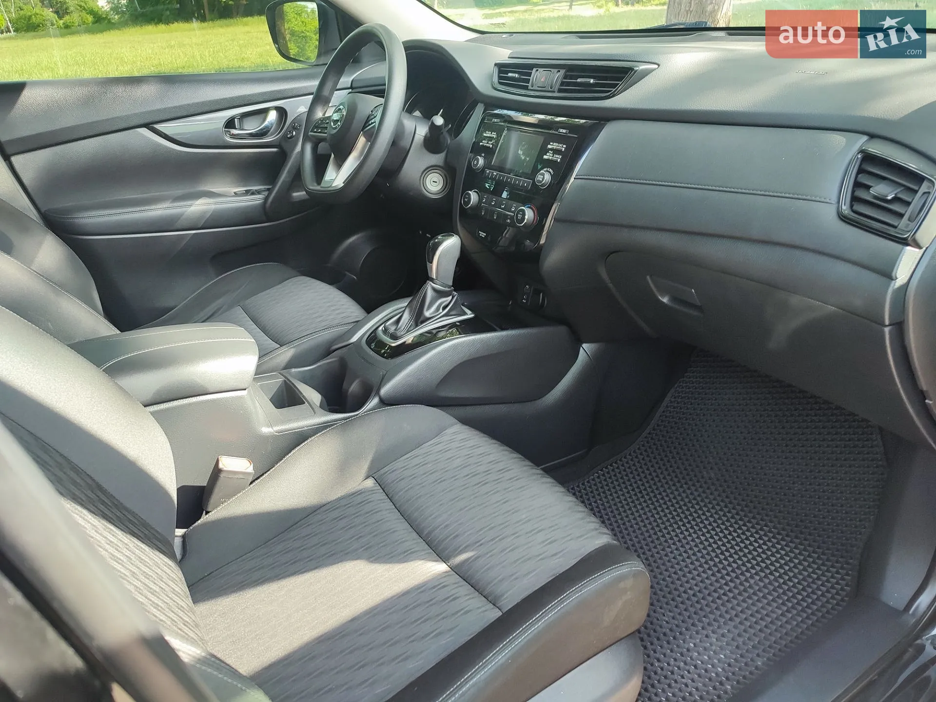 2017 Nissan Rogue - мініатюра 17