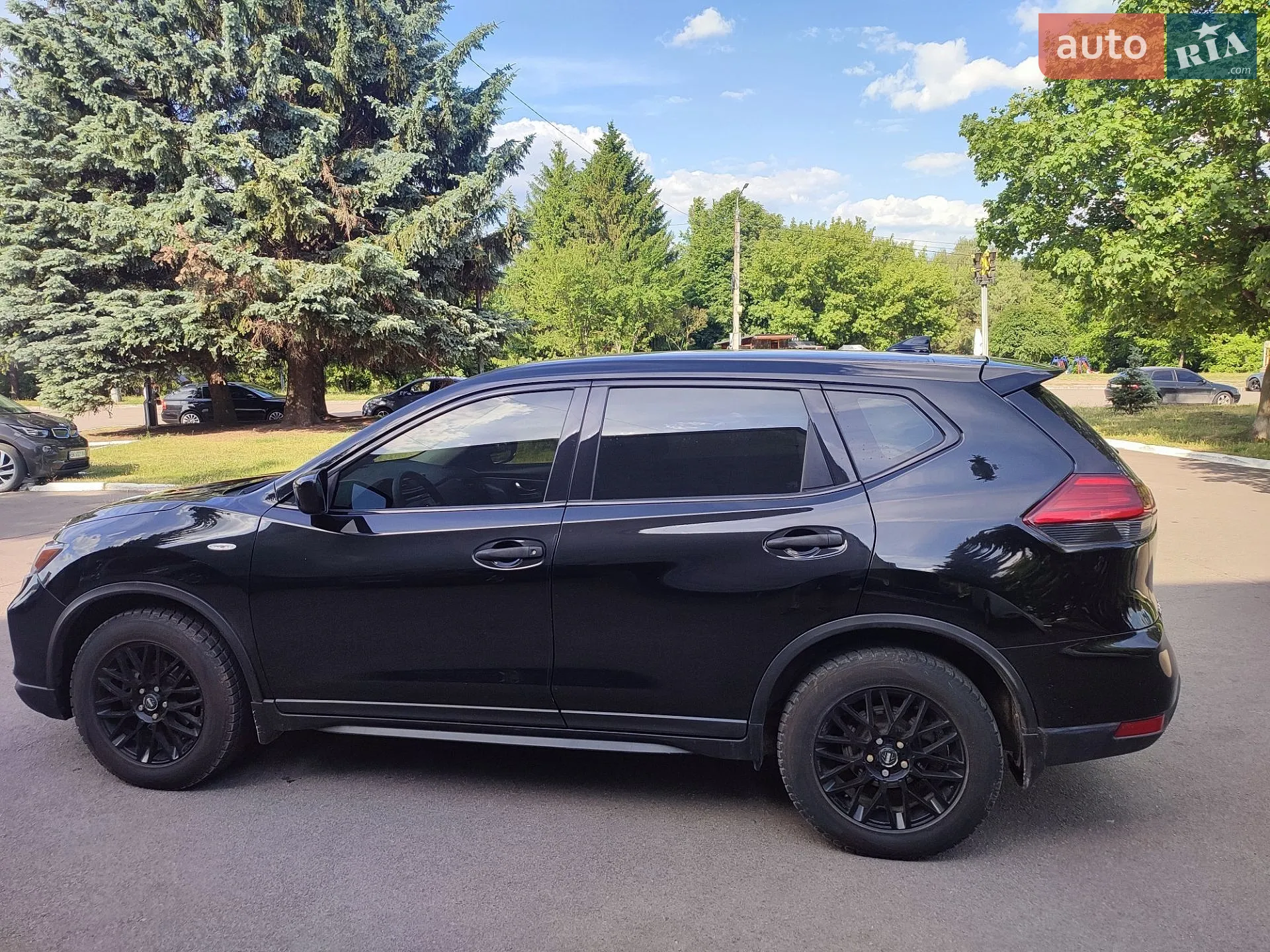 2017 Nissan Rogue - мініатюра 12