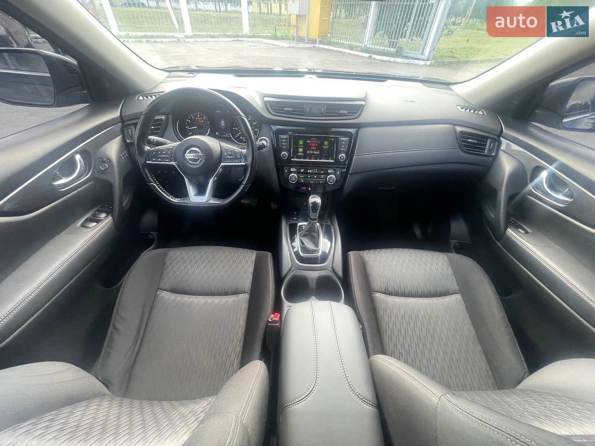 2020 Nissan Rogue - мініатюра 18