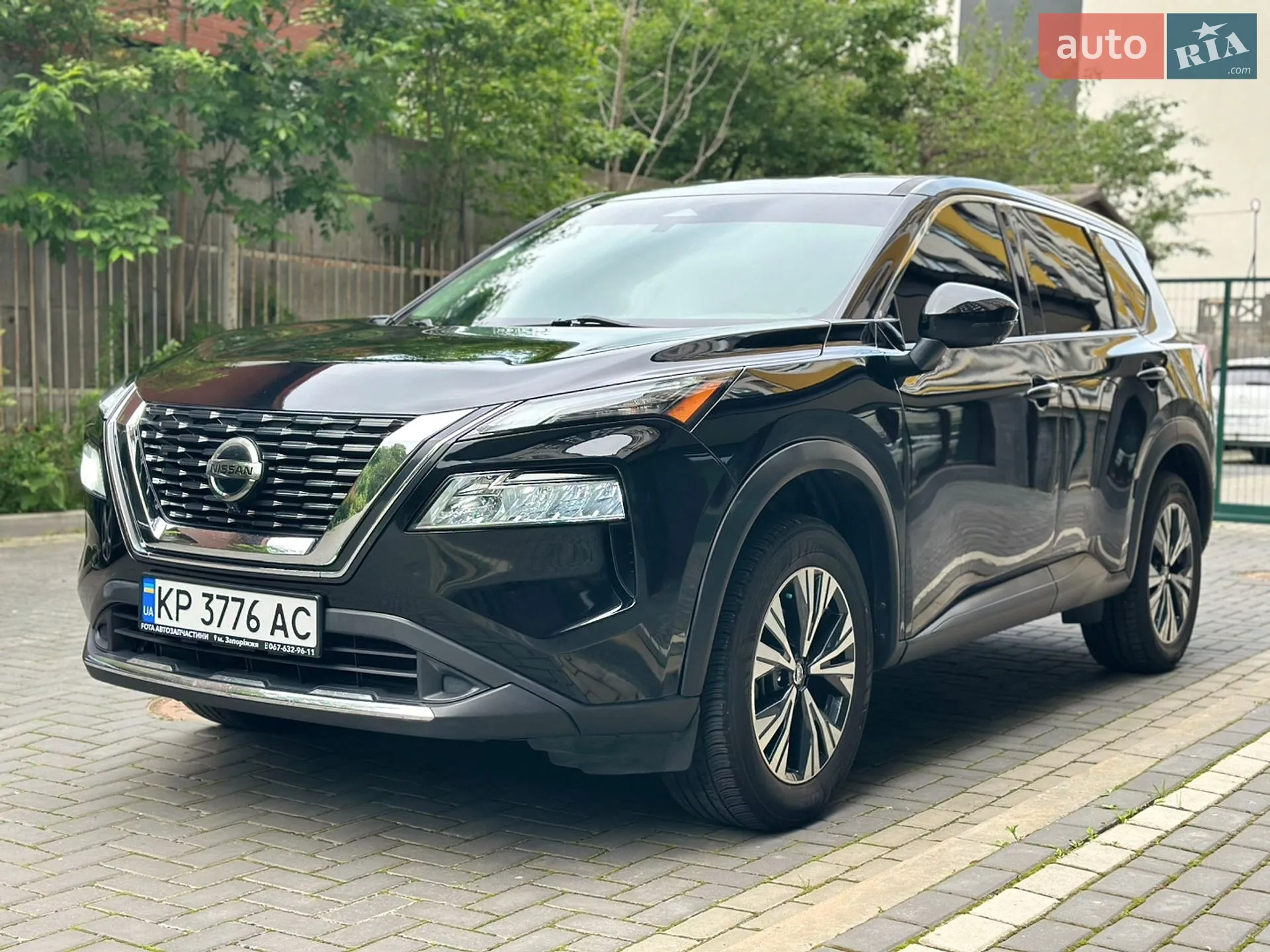 2021 Nissan Rogue - мініатюра 4