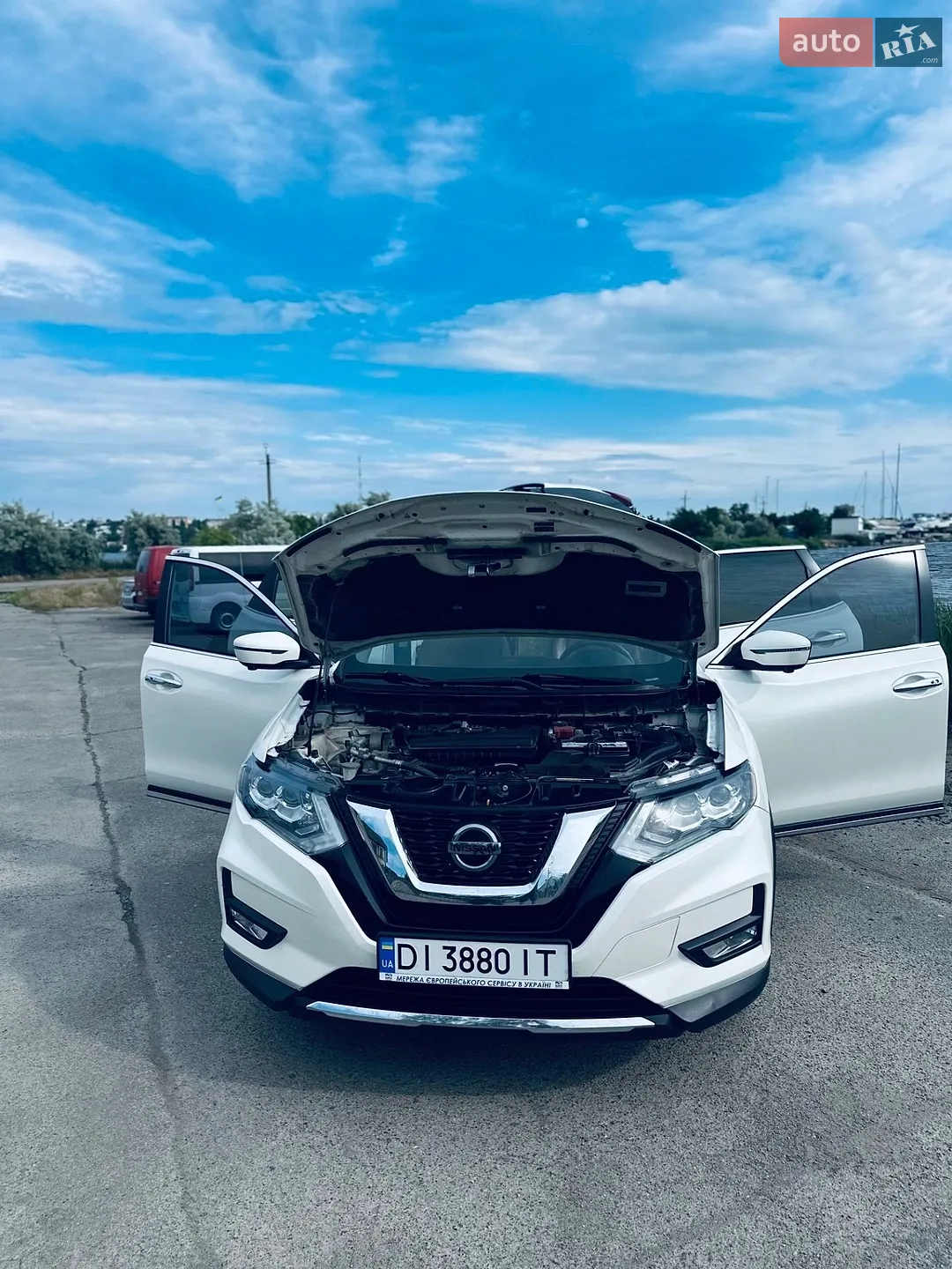 2018 Nissan Rogue - мініатюра 9