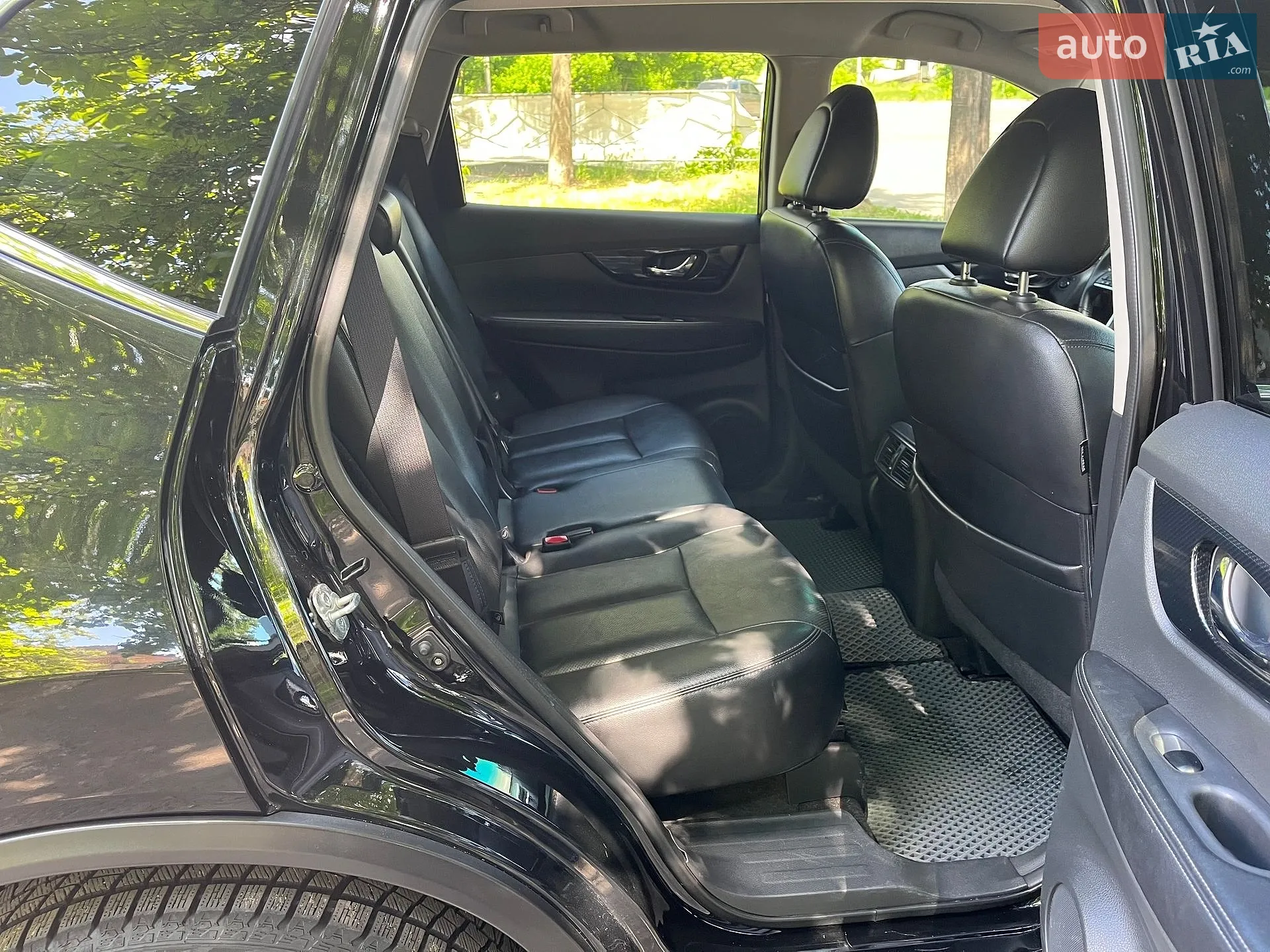 2017 Nissan Rogue - мініатюра 12