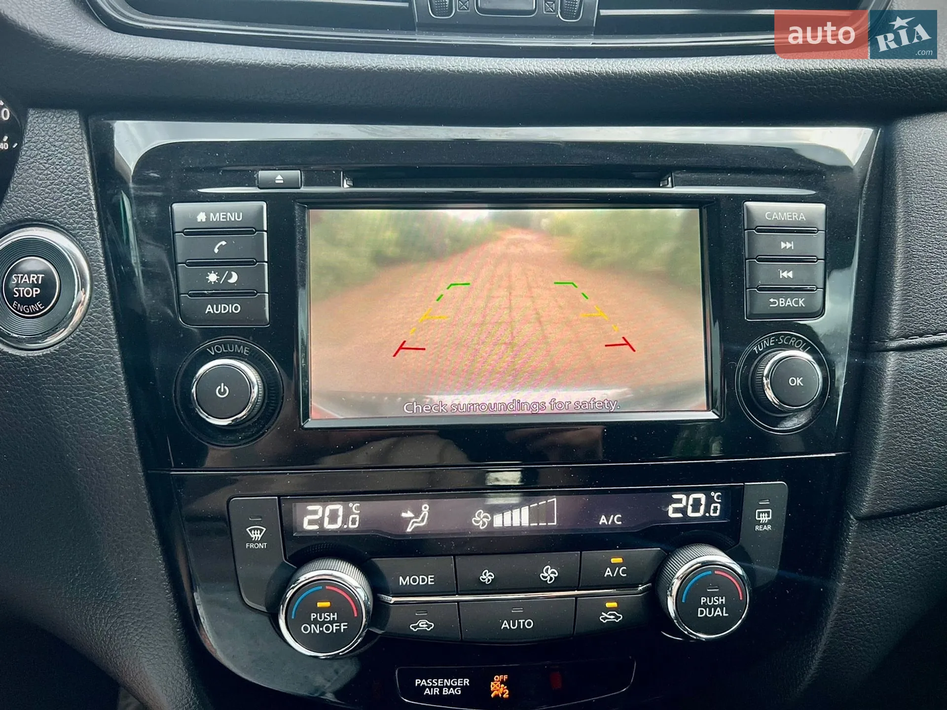 2018 Nissan Rogue - мініатюра 16
