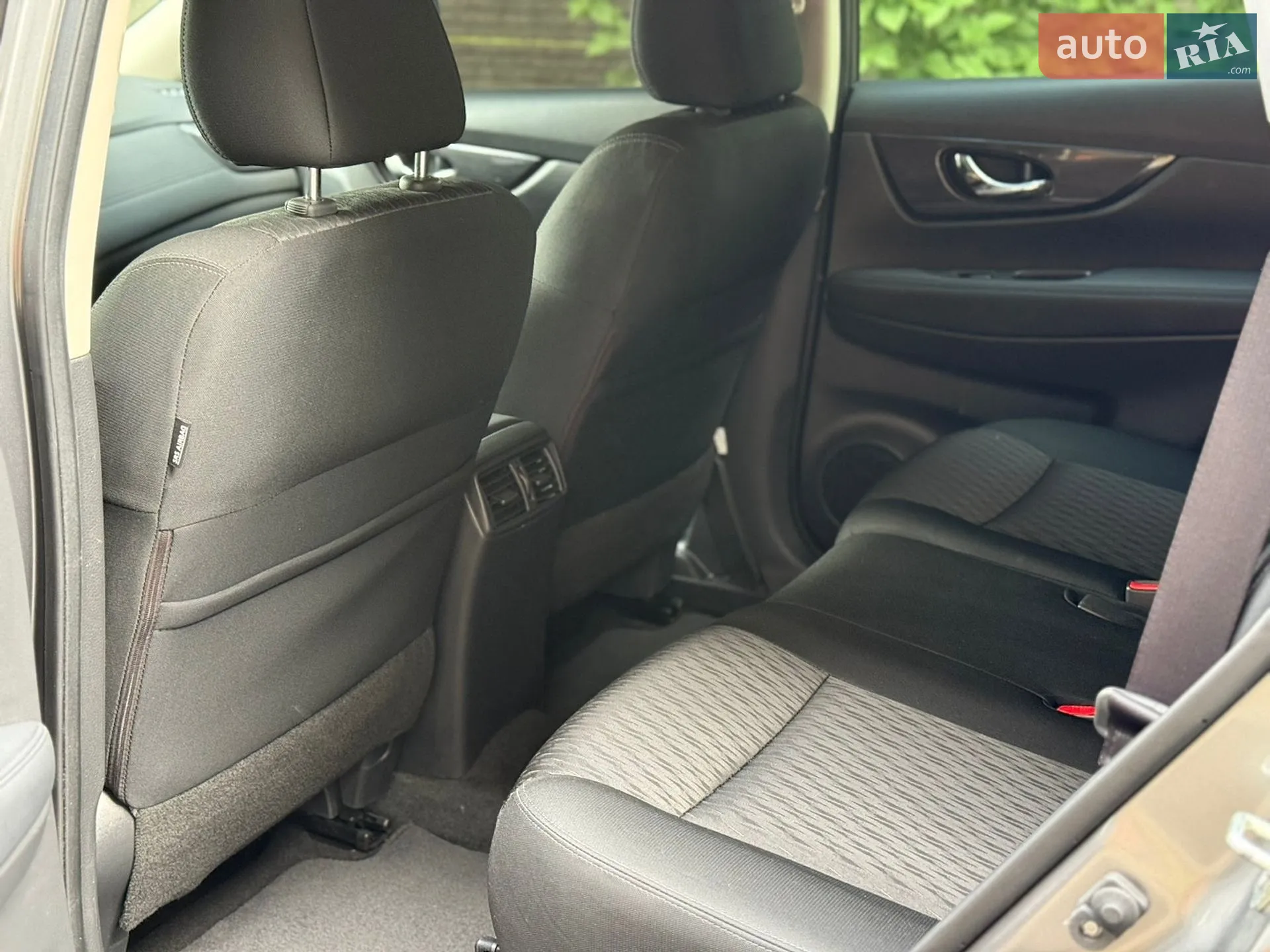2018 Nissan Rogue - мініатюра 35