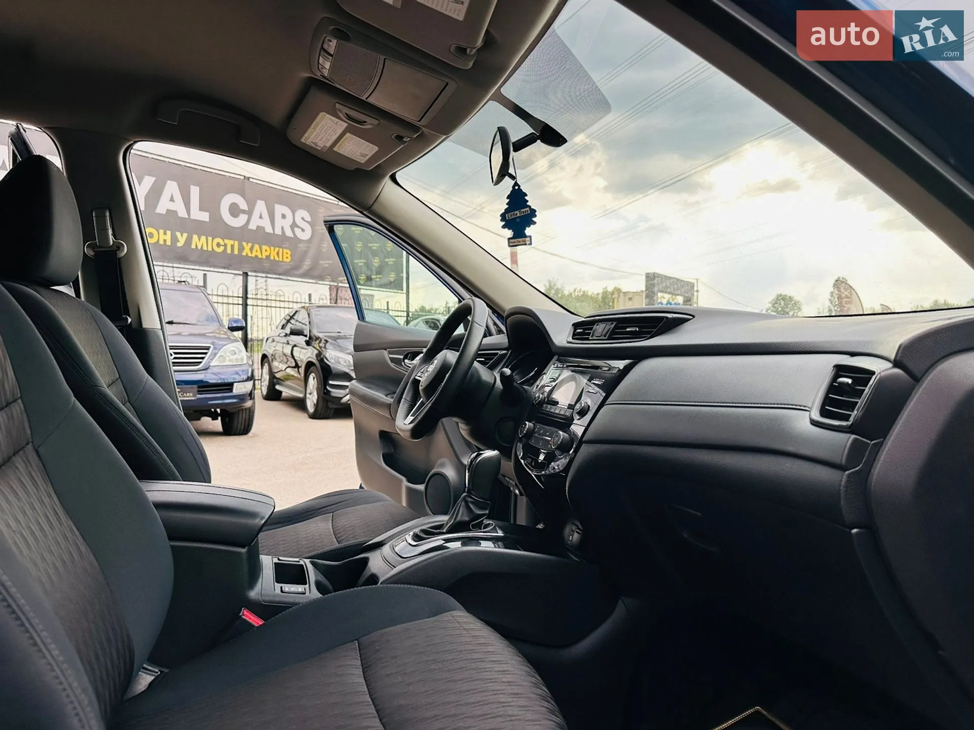2017 Nissan Rogue - мініатюра 24