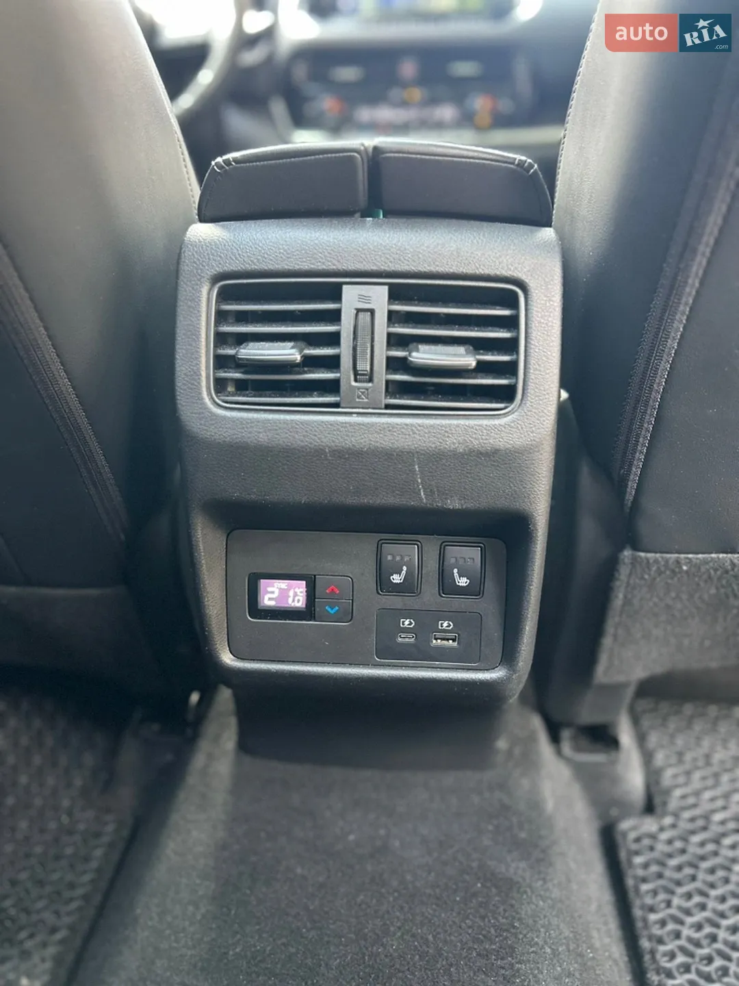 2021 Nissan Rogue - мініатюра 16