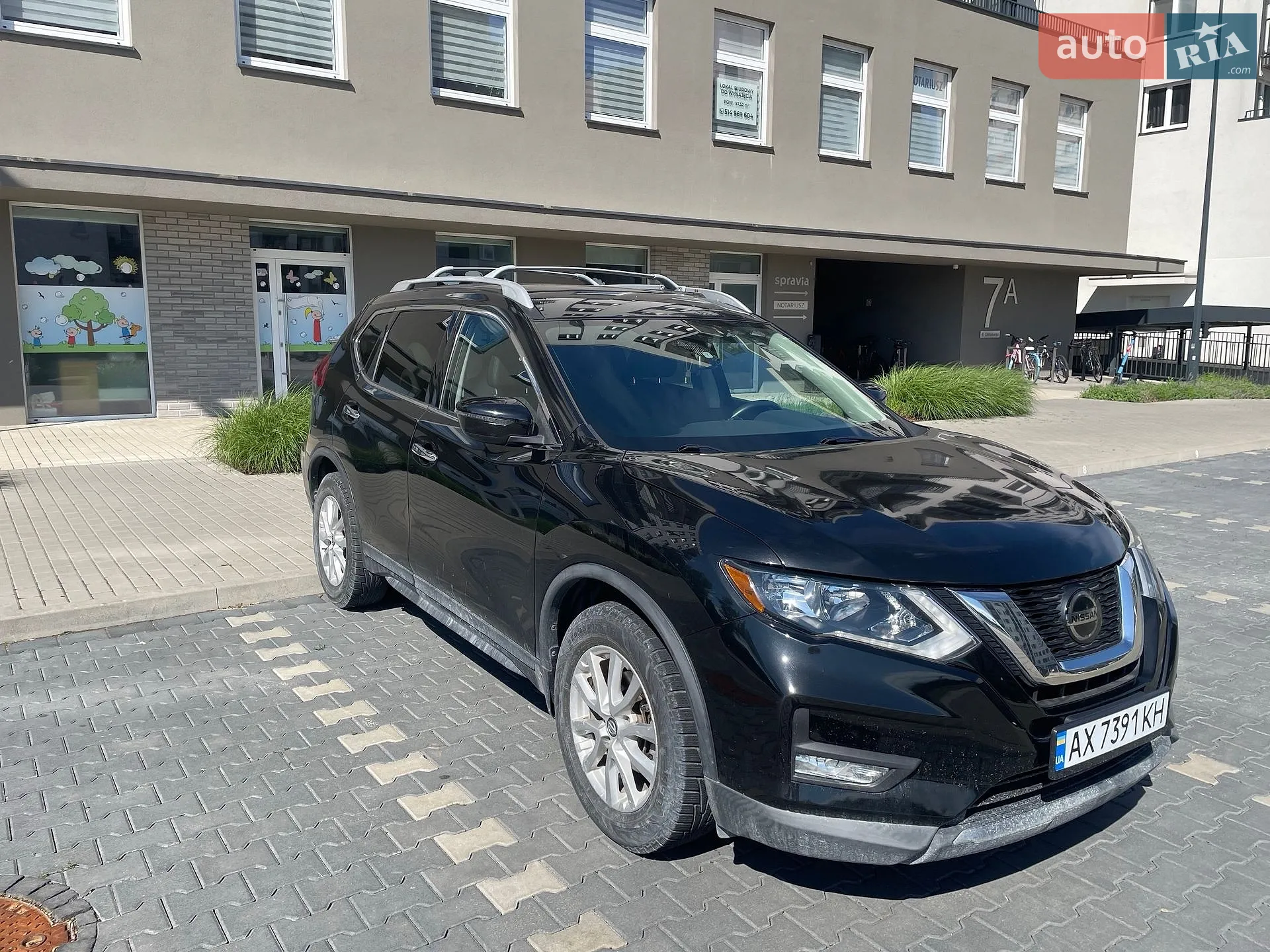 2019 Nissan Rogue - мініатюра 2