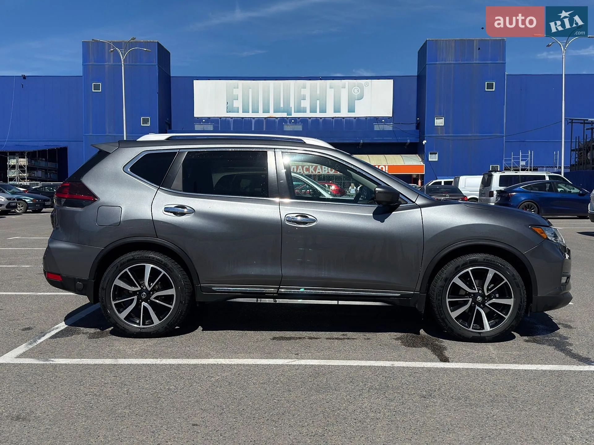 2018 Nissan Rogue - мініатюра 8
