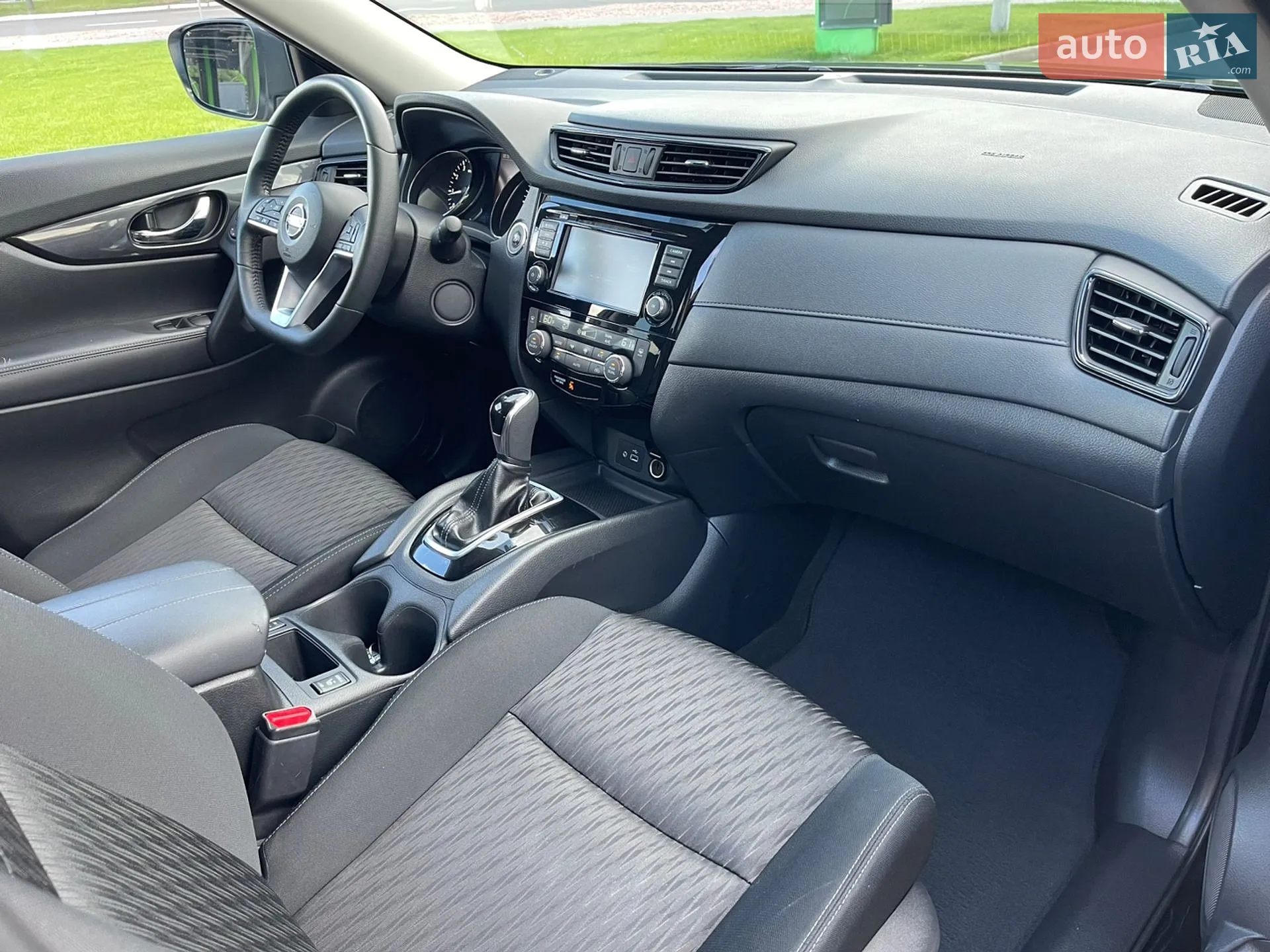 2018 Nissan Rogue - мініатюра 19