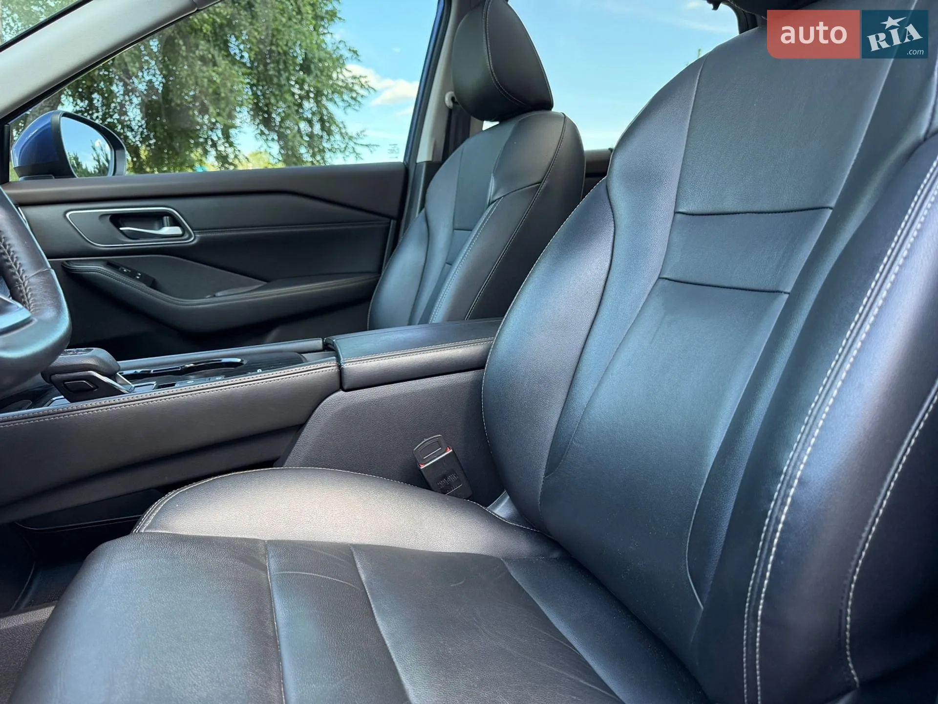 2021 Nissan Rogue - мініатюра 23