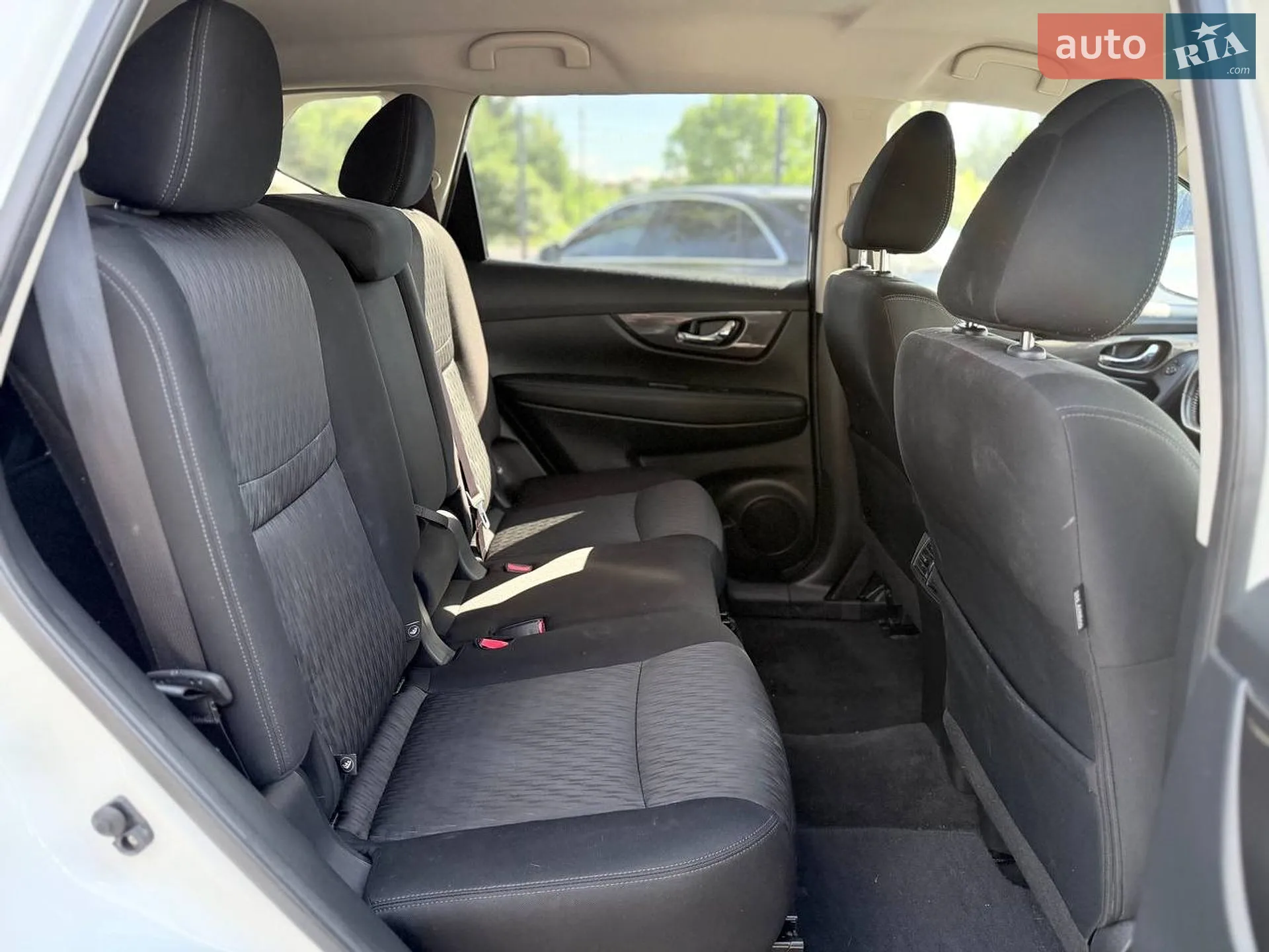 2019 Nissan Rogue - мініатюра 22