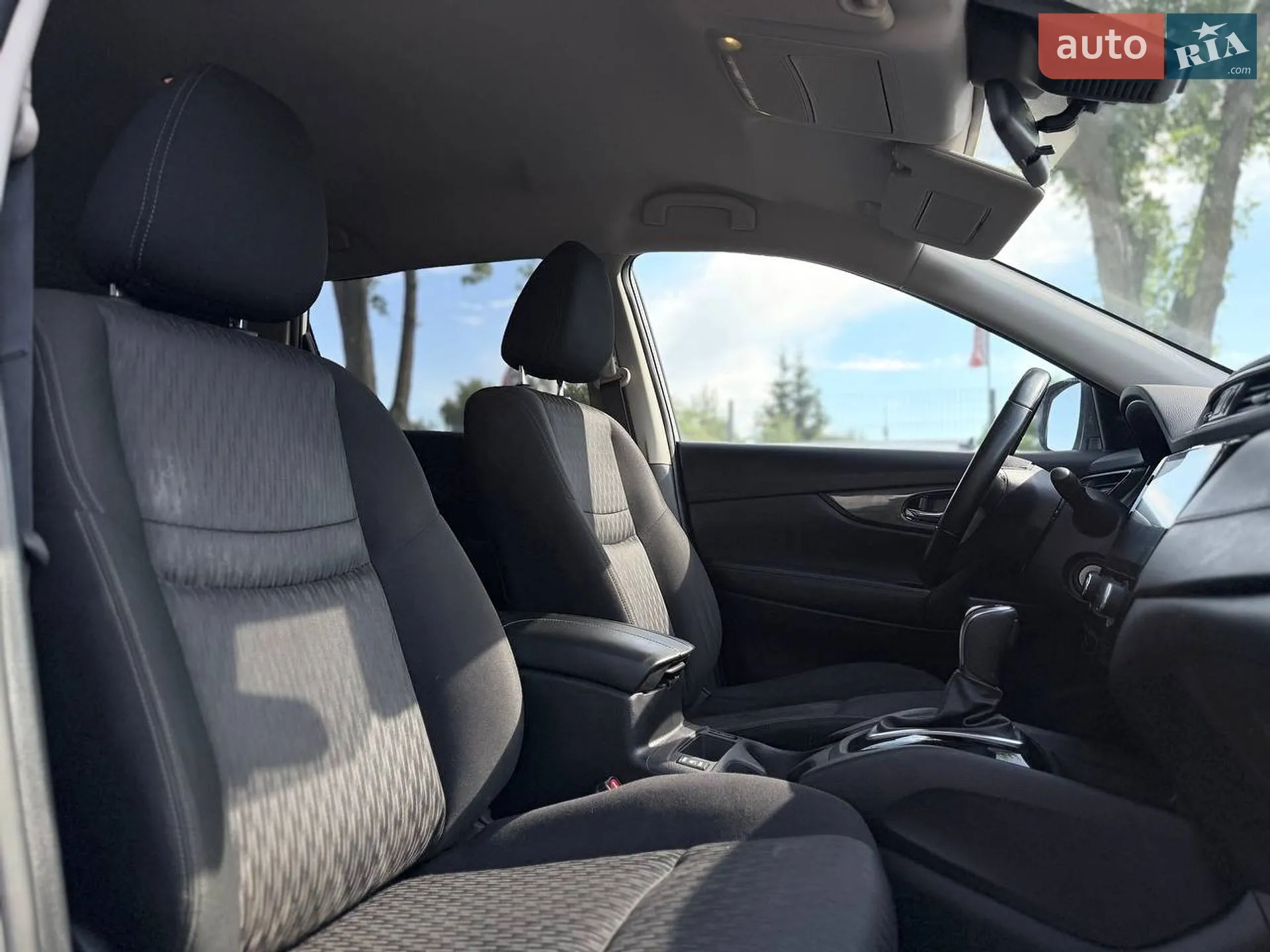 2019 Nissan Rogue - мініатюра 26