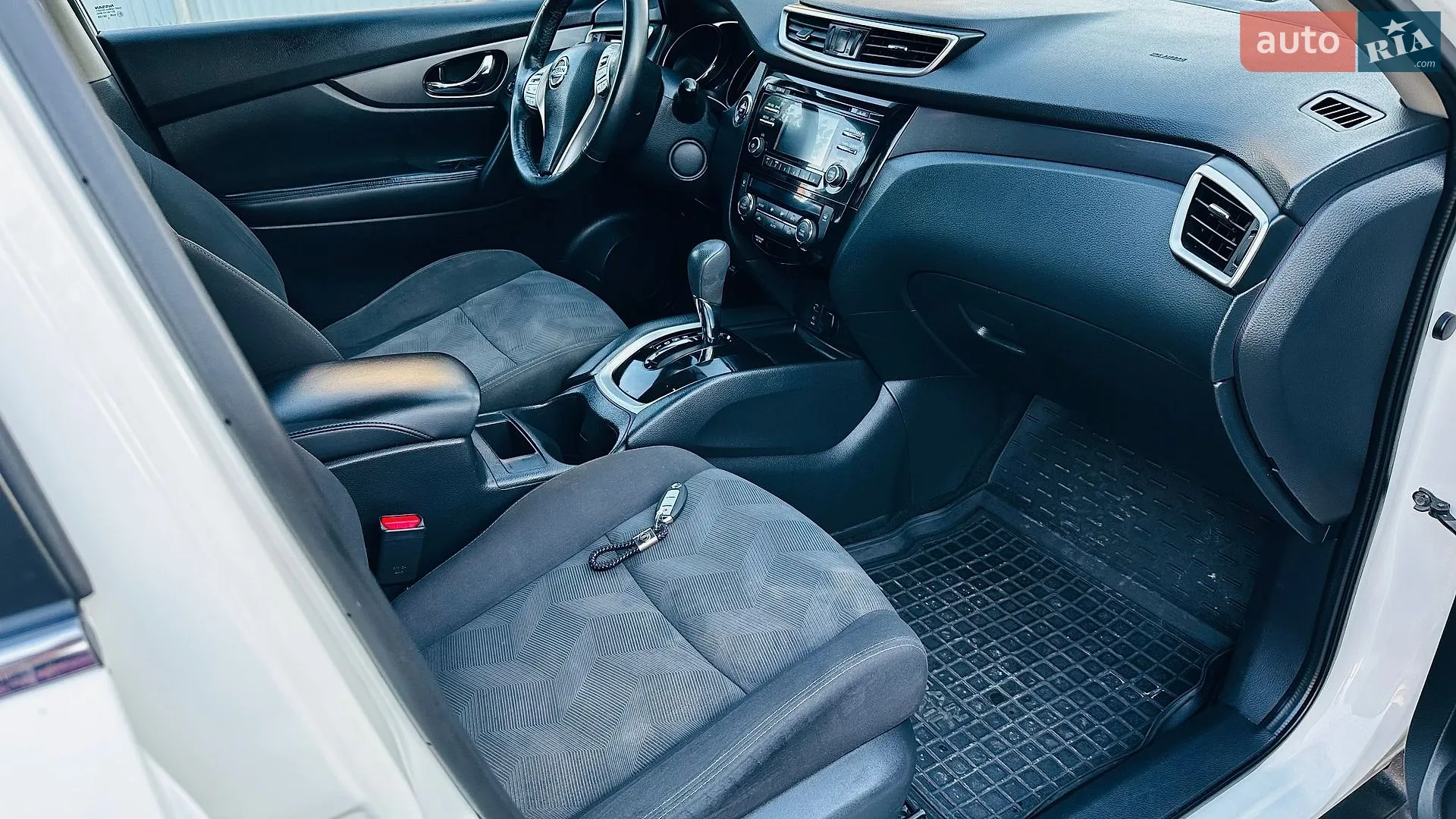 2016 Nissan Rogue - мініатюра 8