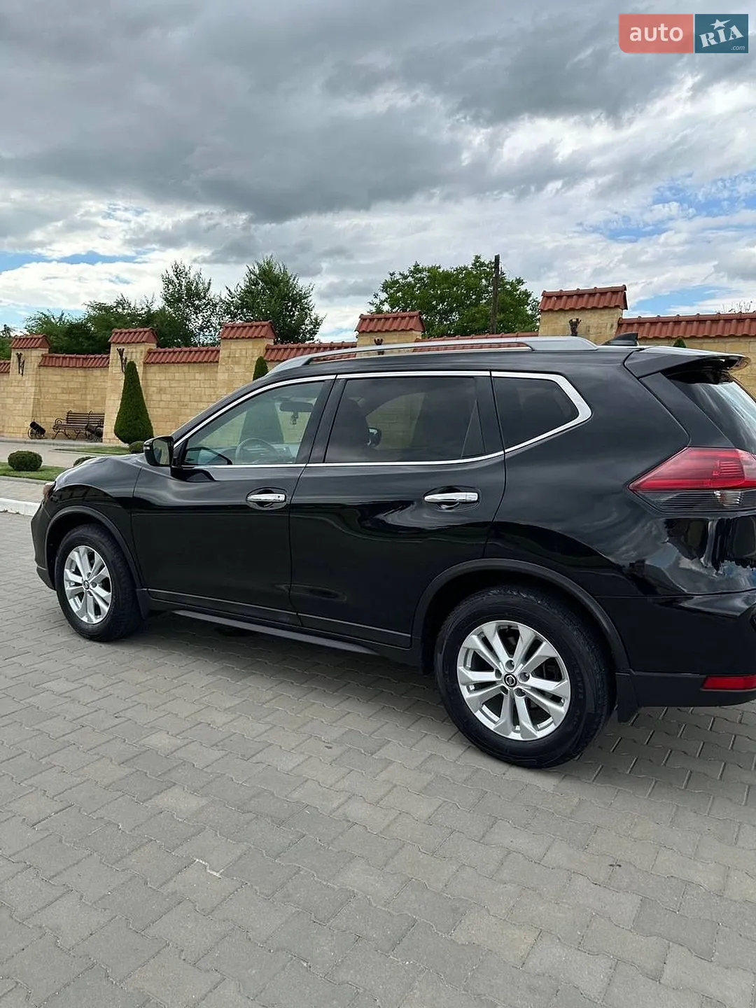 2018 Nissan Rogue - фото 1
