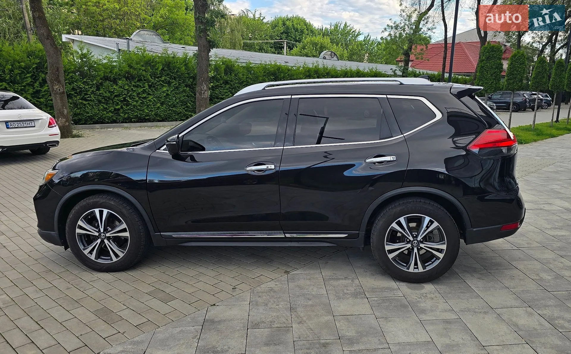 2017 Nissan Rogue - мініатюра 11