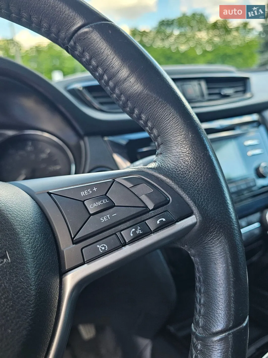 2017 Nissan Rogue - мініатюра 28