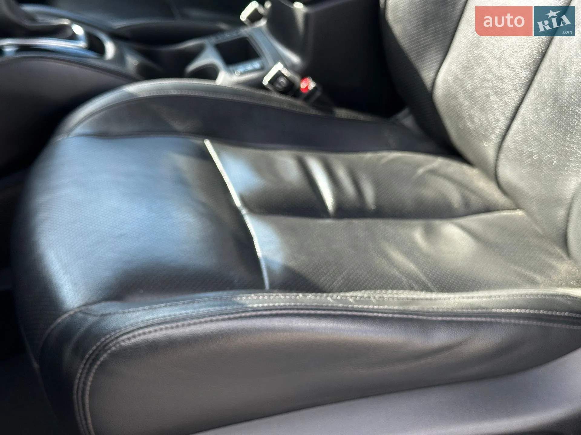 2019 Nissan Rogue - мініатюра 30