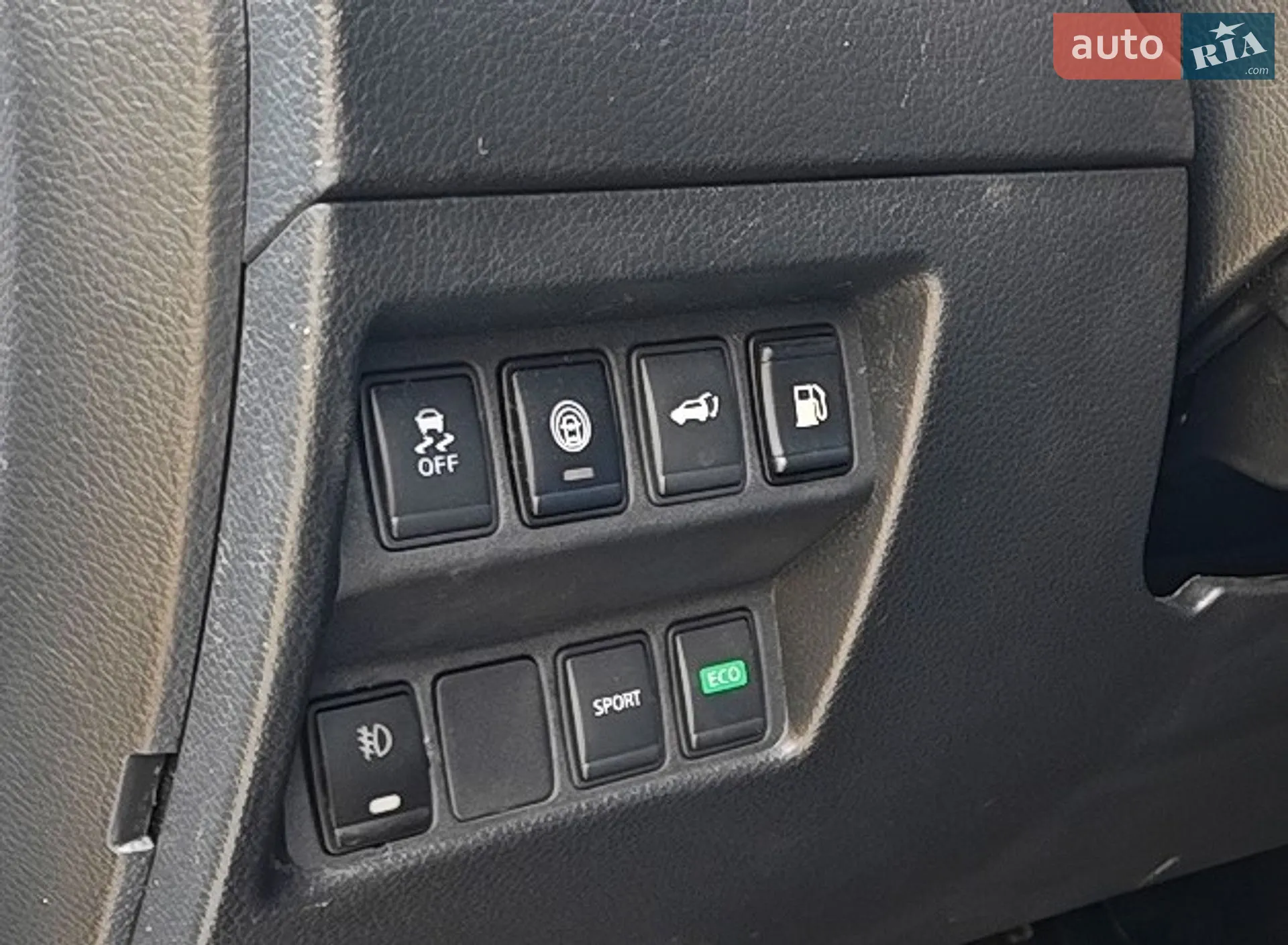 2019 Nissan Rogue - мініатюра 25