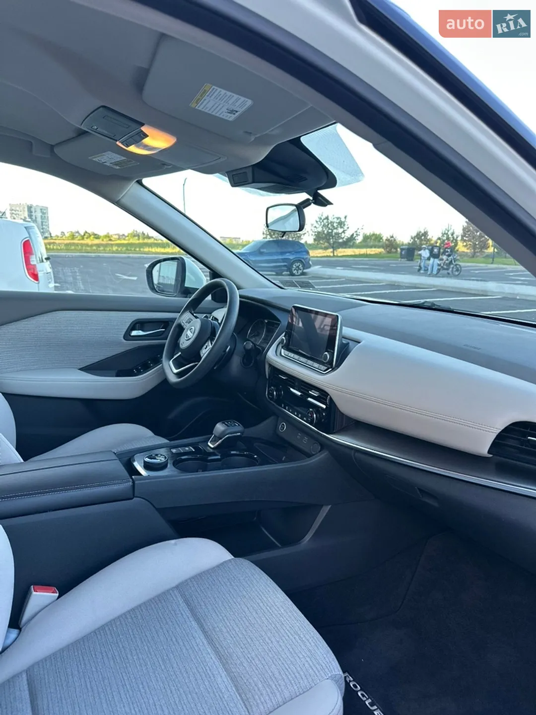2021 Nissan Rogue - мініатюра 13