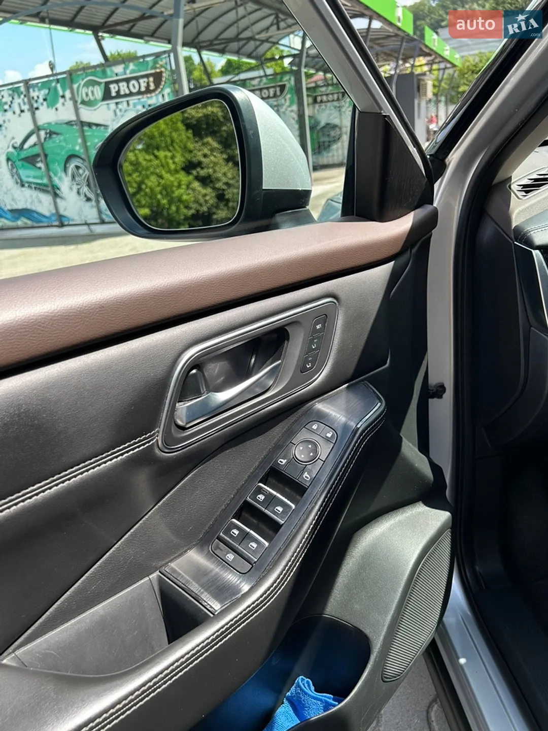 2021 Nissan Rogue - мініатюра 17