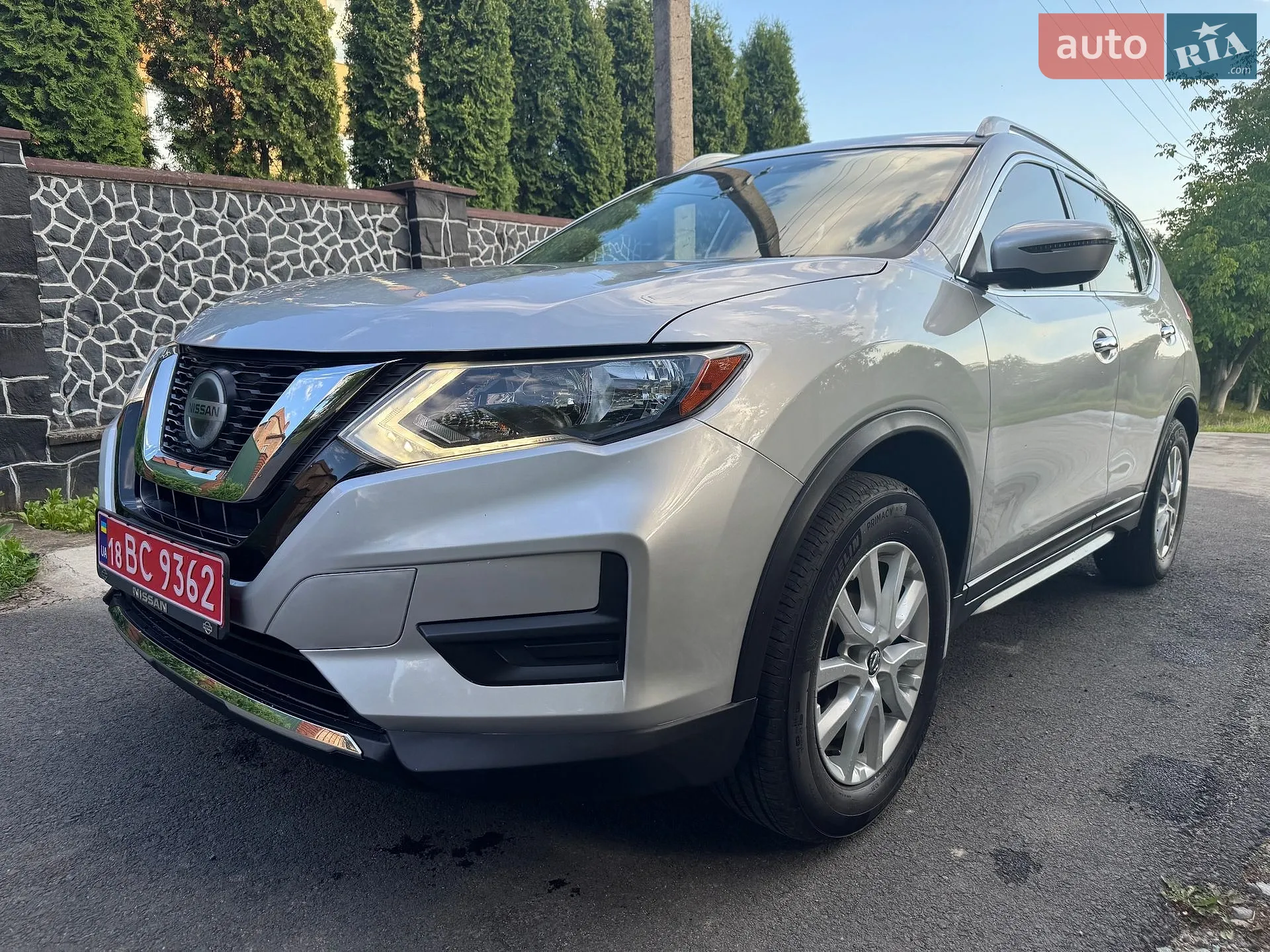 2019 Nissan Rogue - мініатюра 2