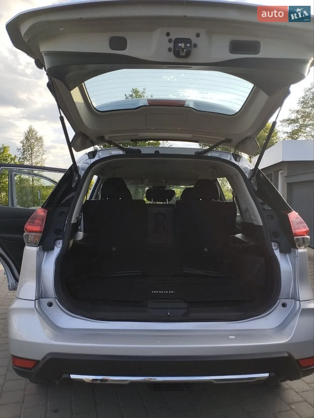 2020 Nissan Rogue - мініатюра 7
