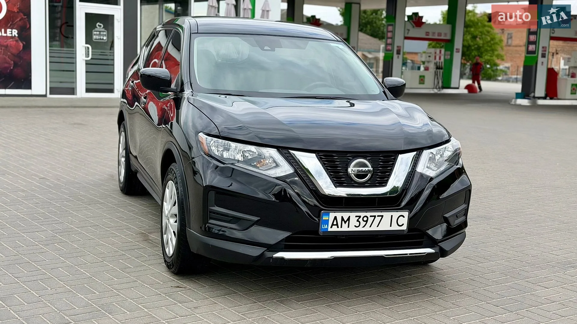 2018 Nissan Rogue - мініатюра 2