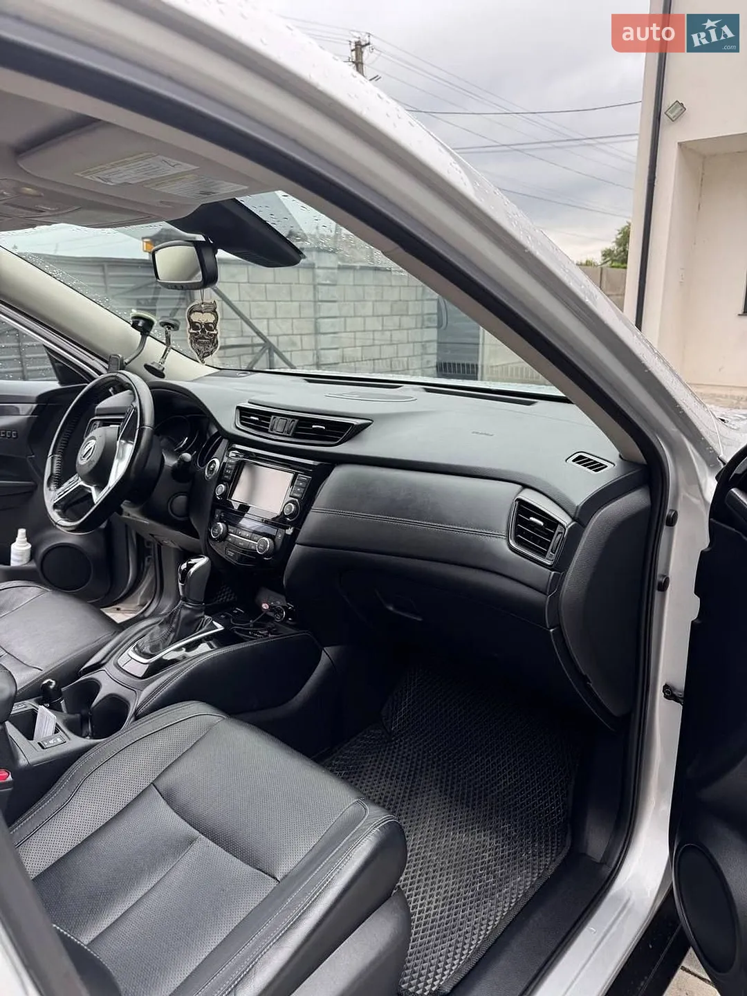 2017 Nissan Rogue - мініатюра 18