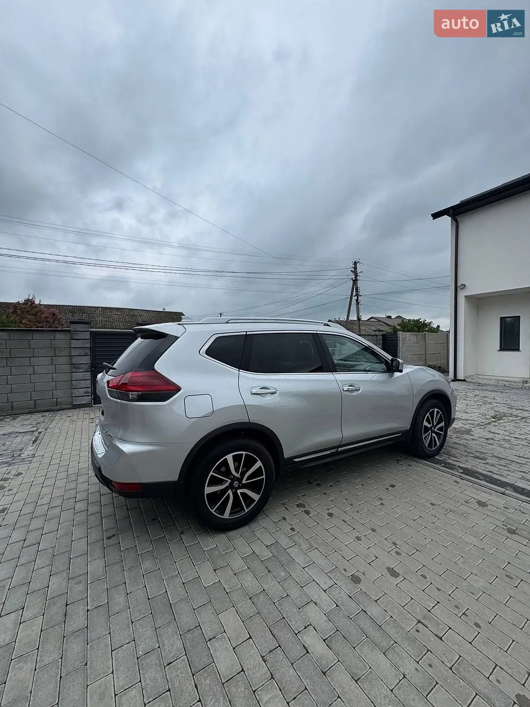 2017 Nissan Rogue - мініатюра 3