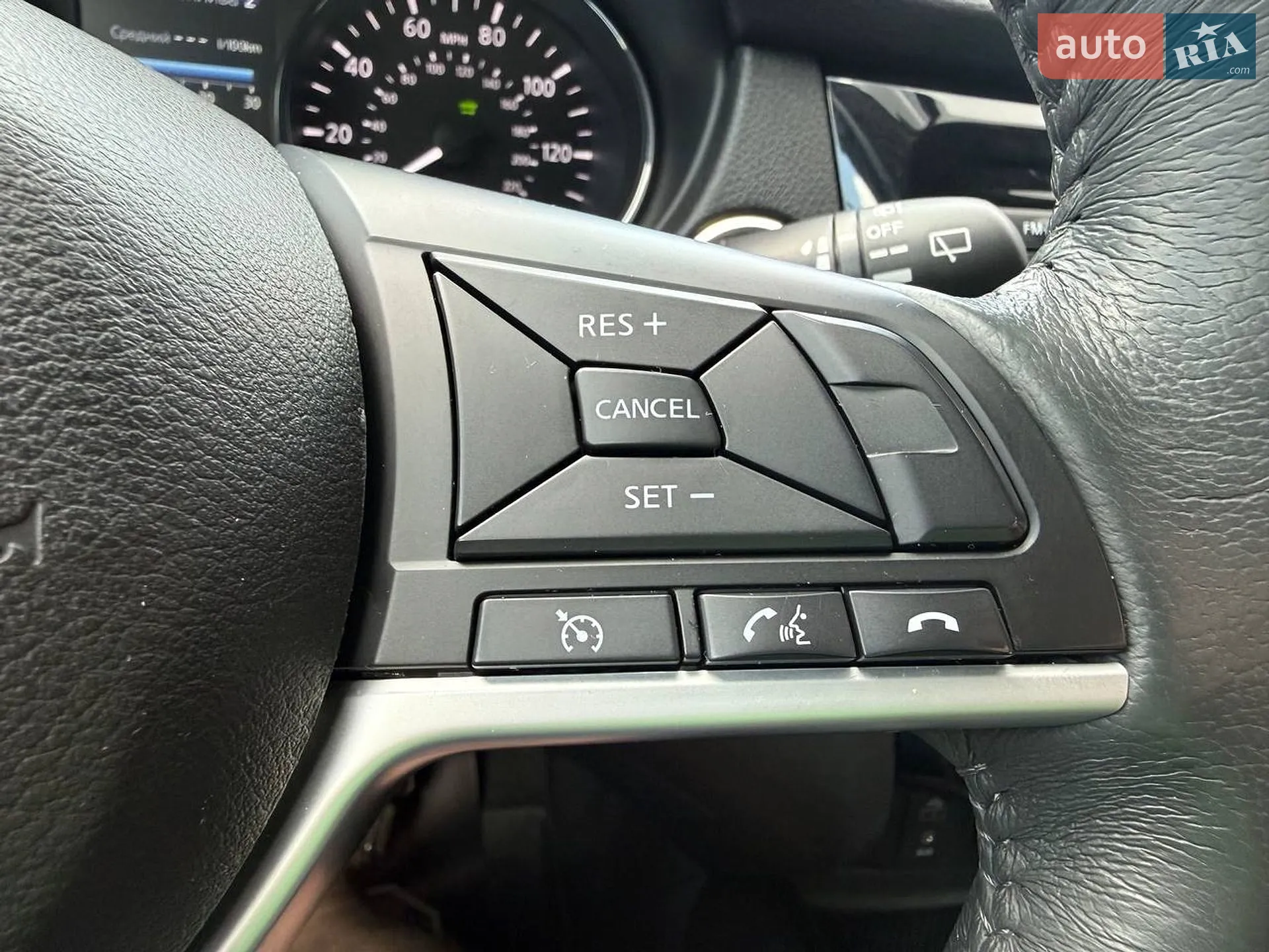 2017 Nissan Rogue - мініатюра 27