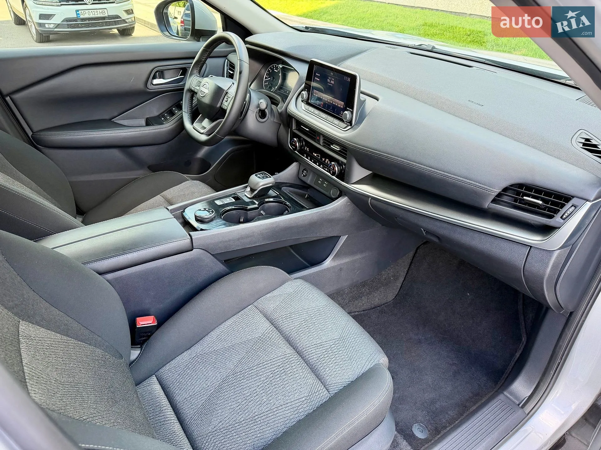 2025 Nissan Rogue - мініатюра 24