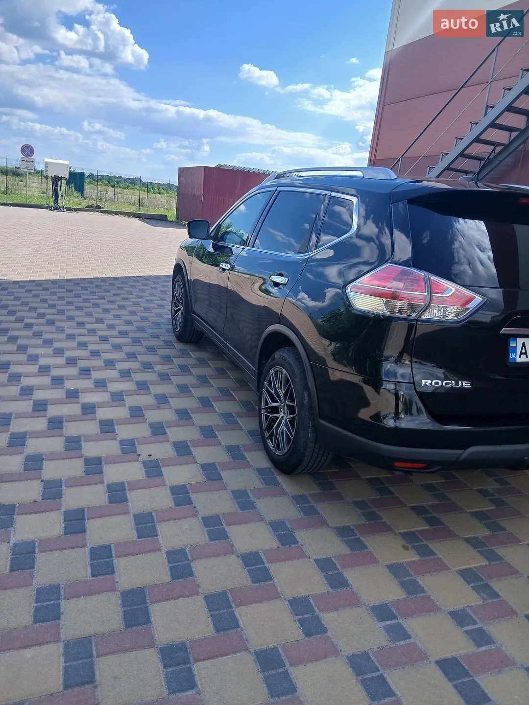 2016 Nissan Rogue - мініатюра 21