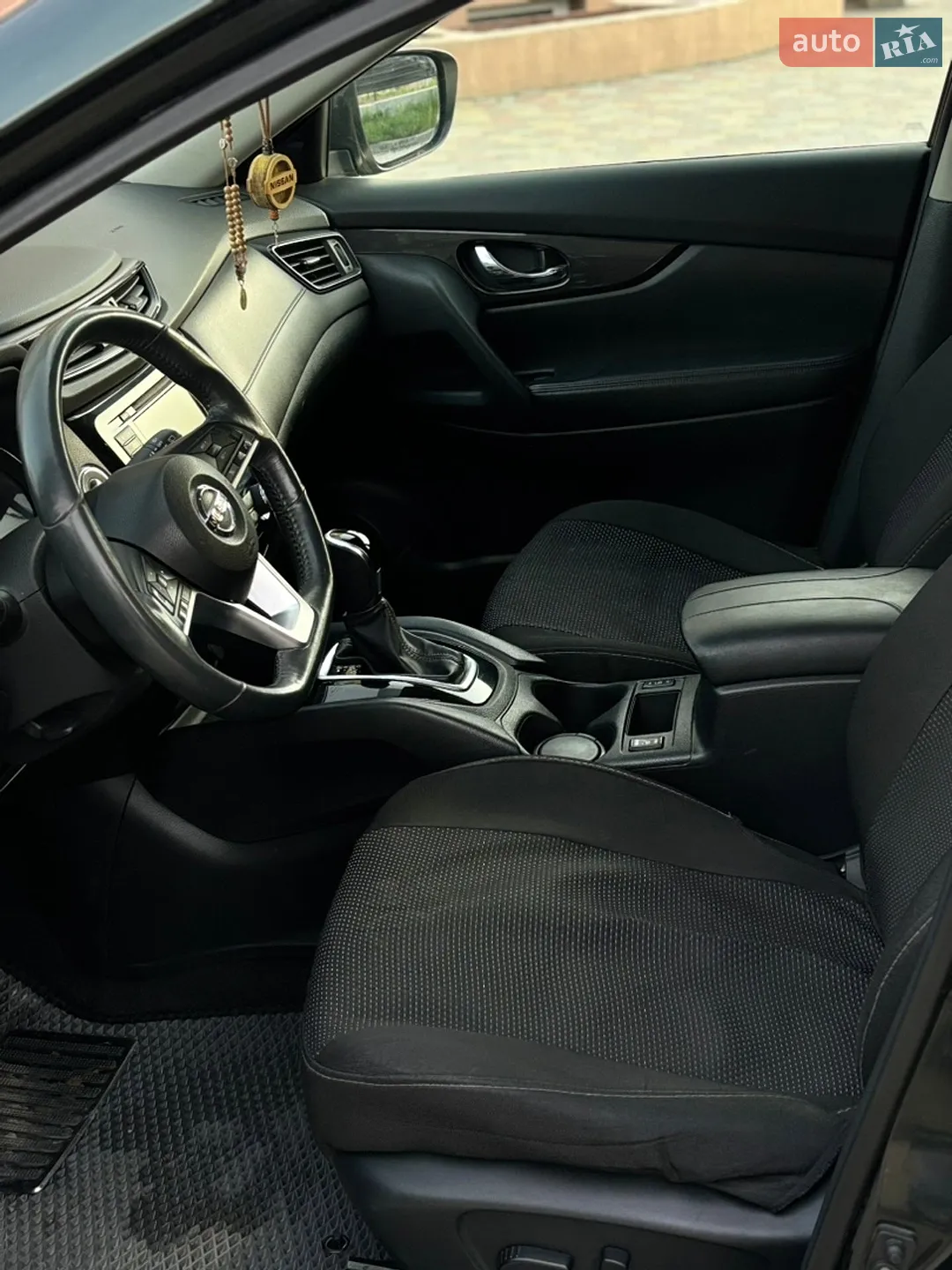 2018 Nissan Rogue - мініатюра 16