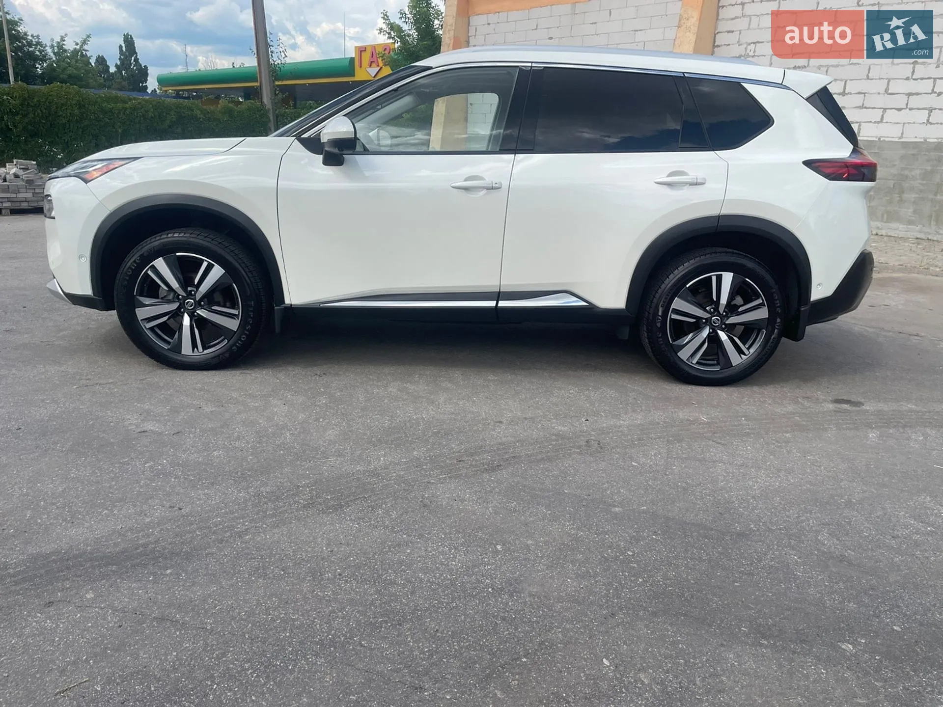 2020 Nissan Rogue - мініатюра 3