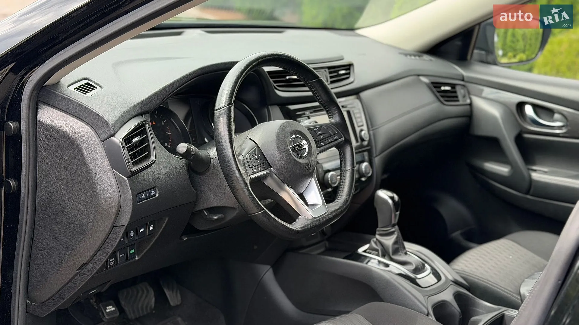2019 Nissan Rogue - мініатюра 20