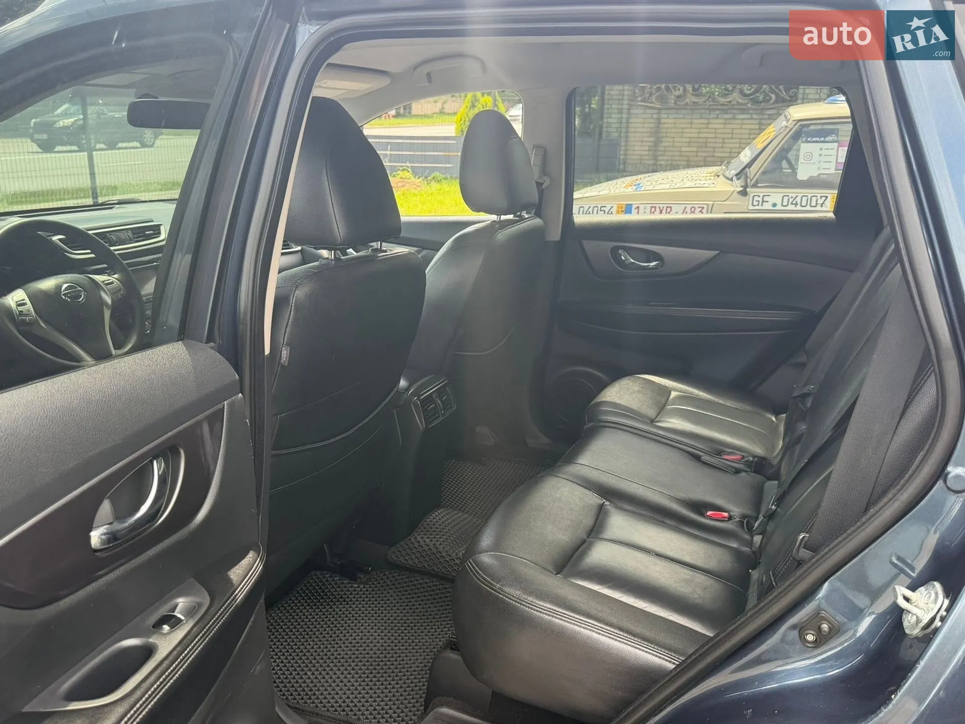 2014 Nissan Rogue - мініатюра 2