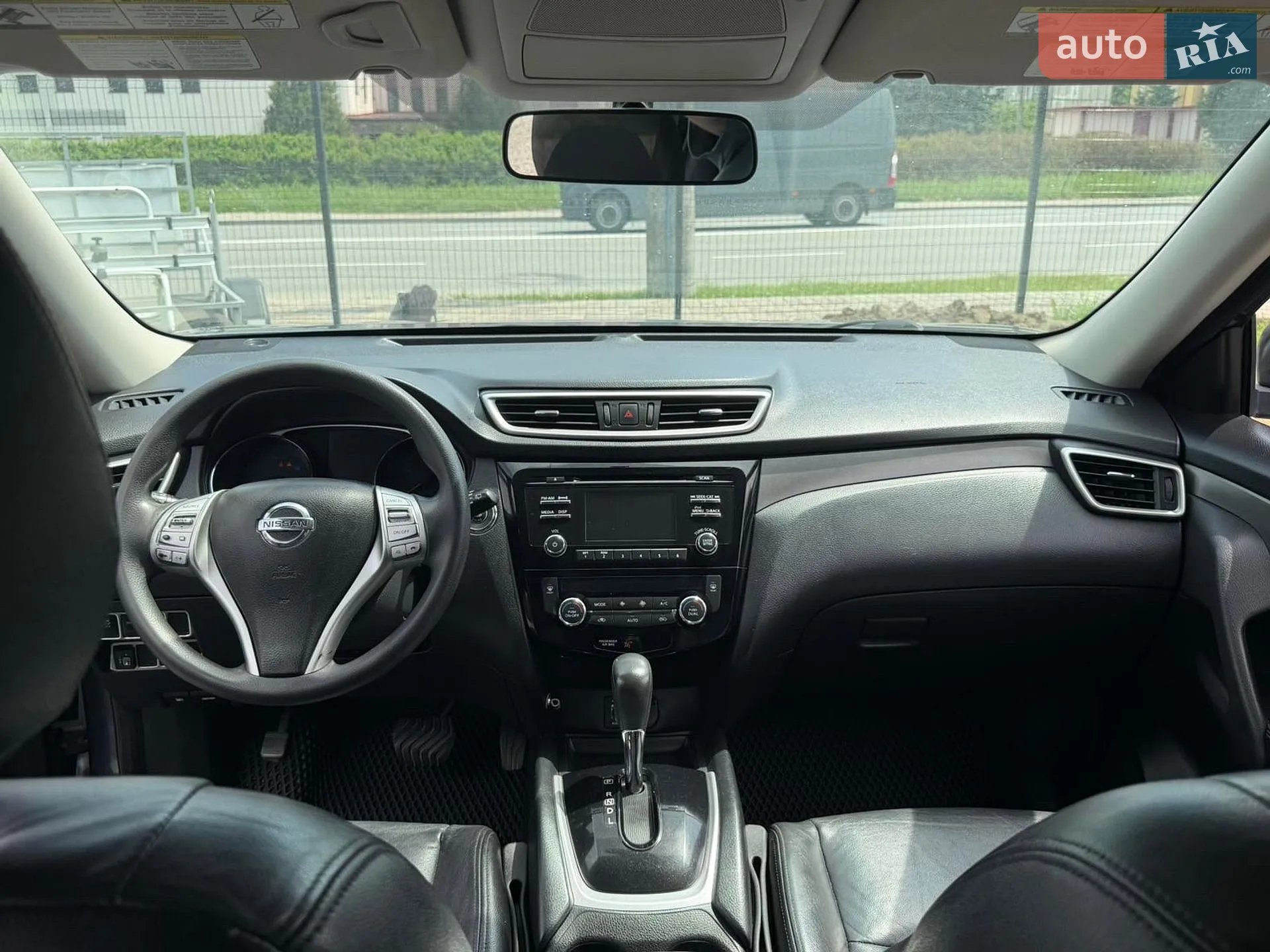 2014 Nissan Rogue - мініатюра 4