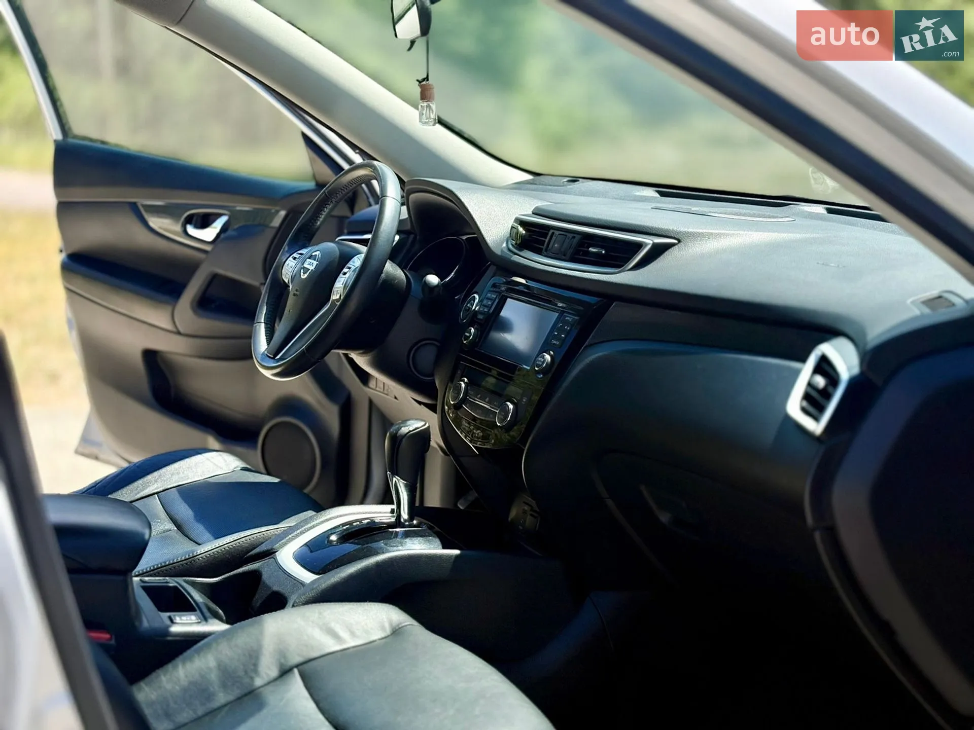 2014 Nissan Rogue - мініатюра 28