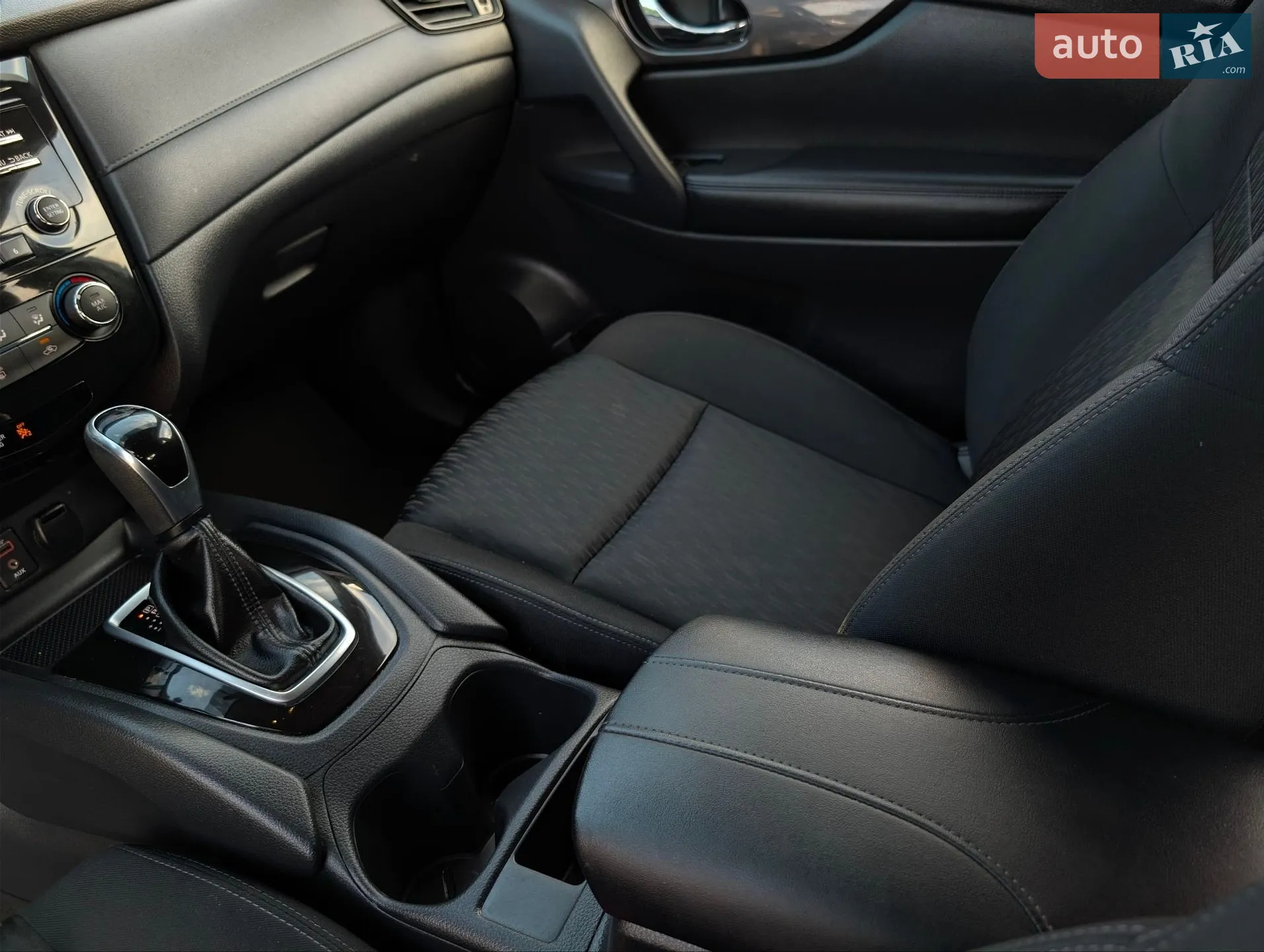 2017 Nissan Rogue - мініатюра 48