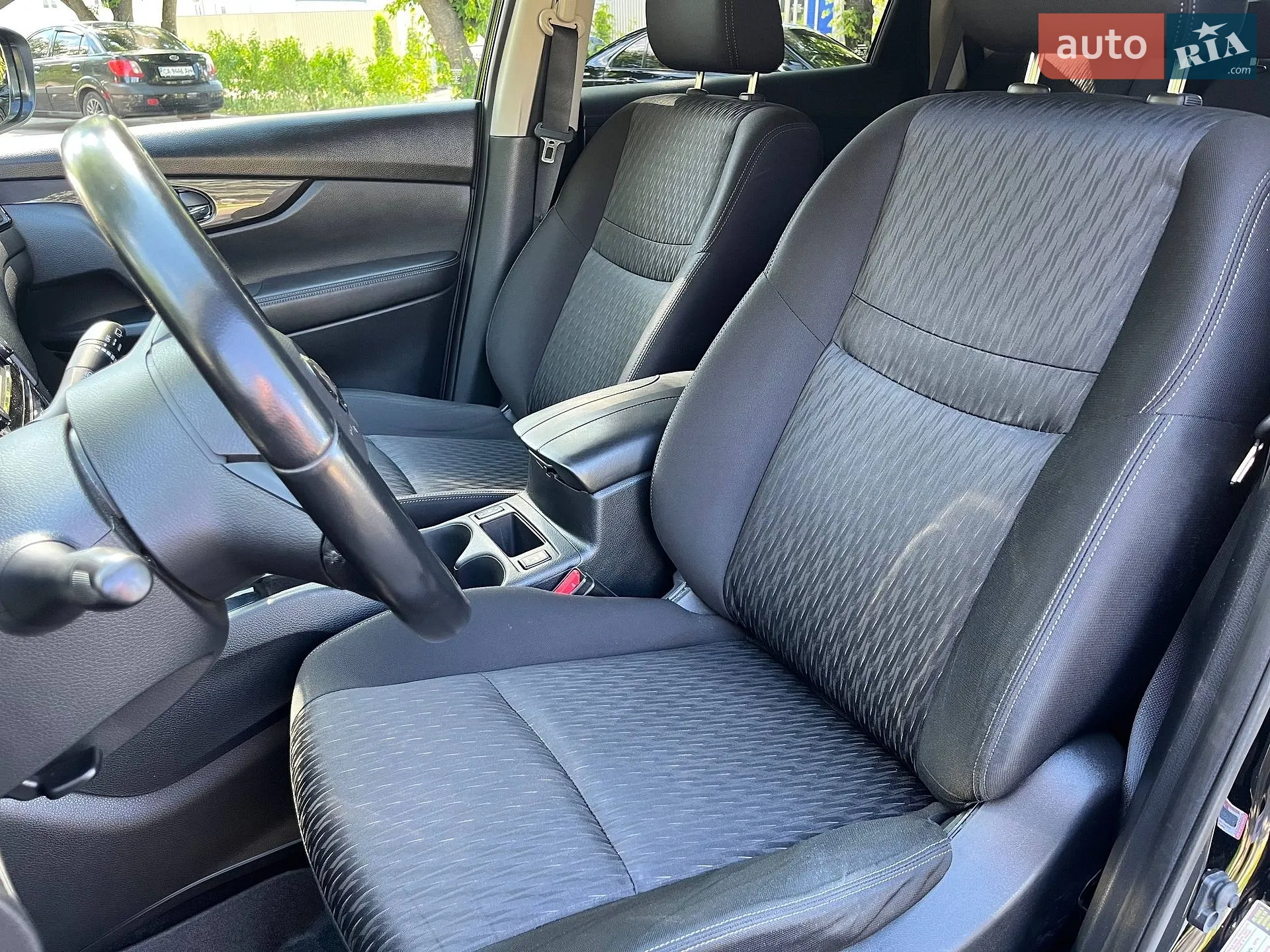 2019 Nissan Rogue - мініатюра 14