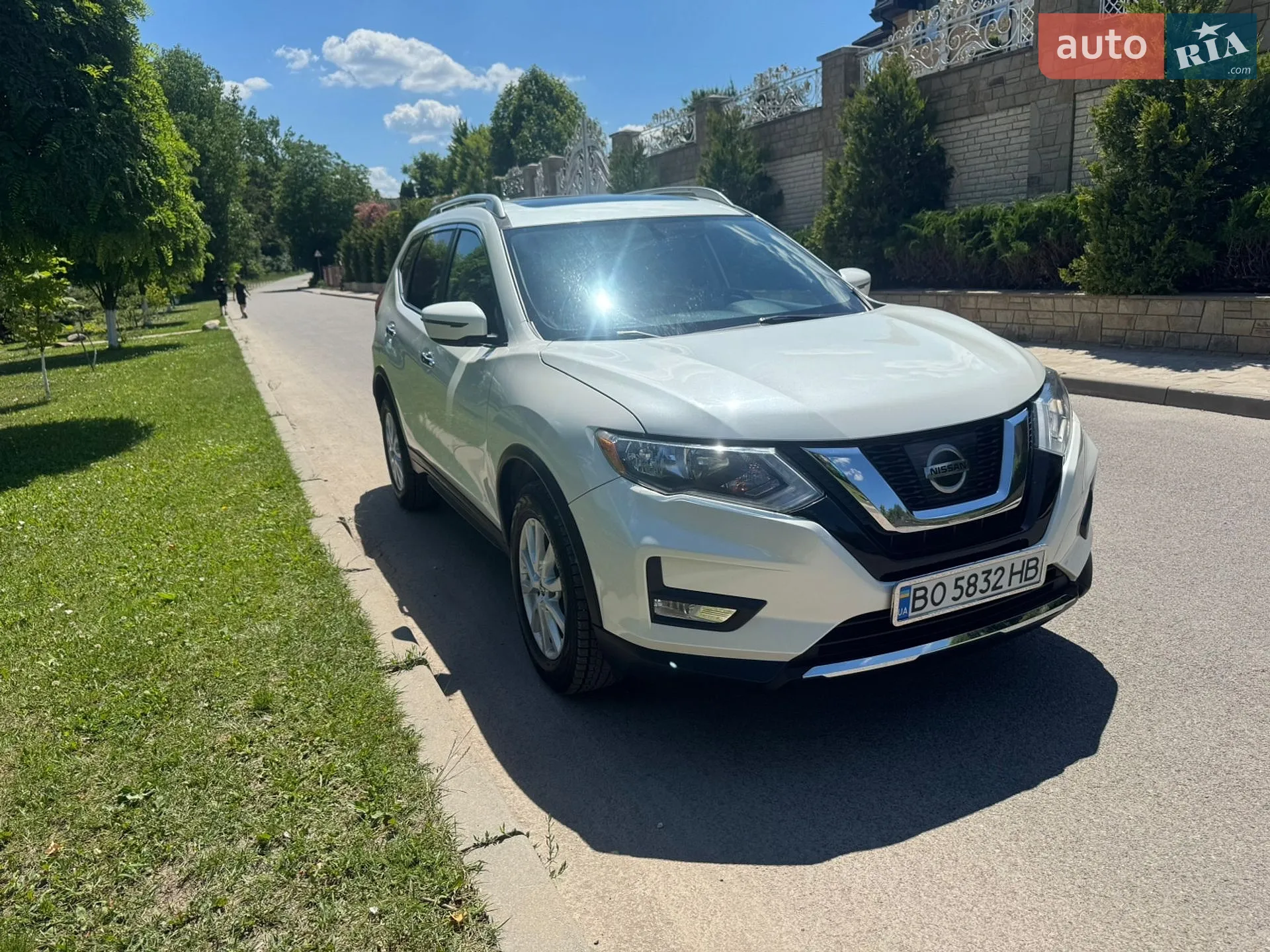 2017 Nissan Rogue - мініатюра 3