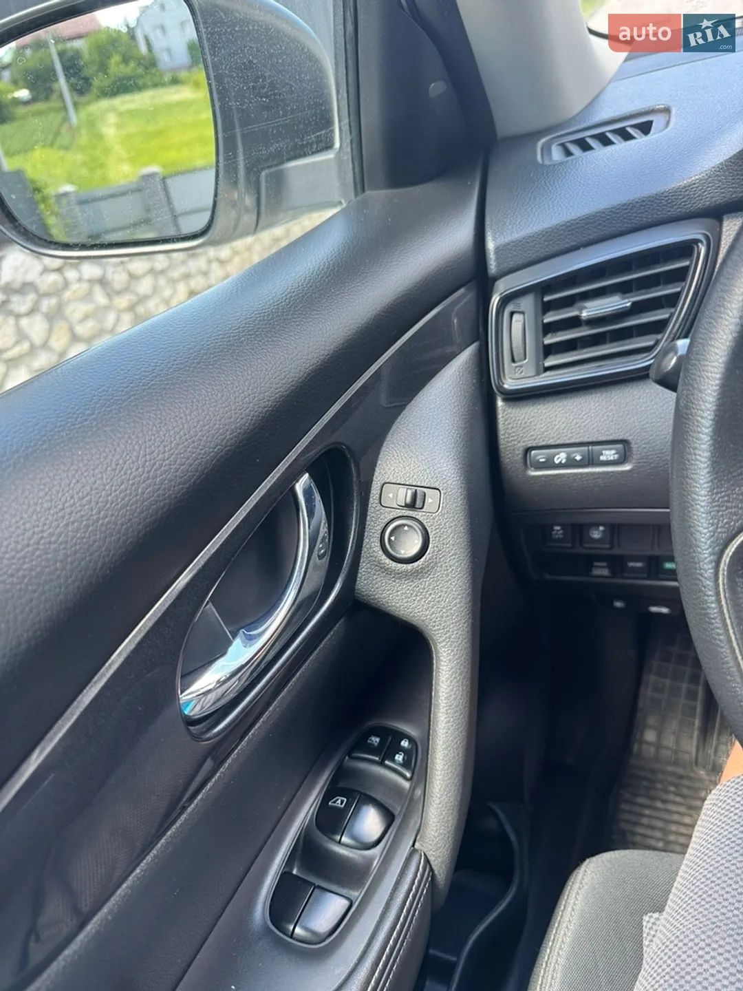 2017 Nissan Rogue - мініатюра 19