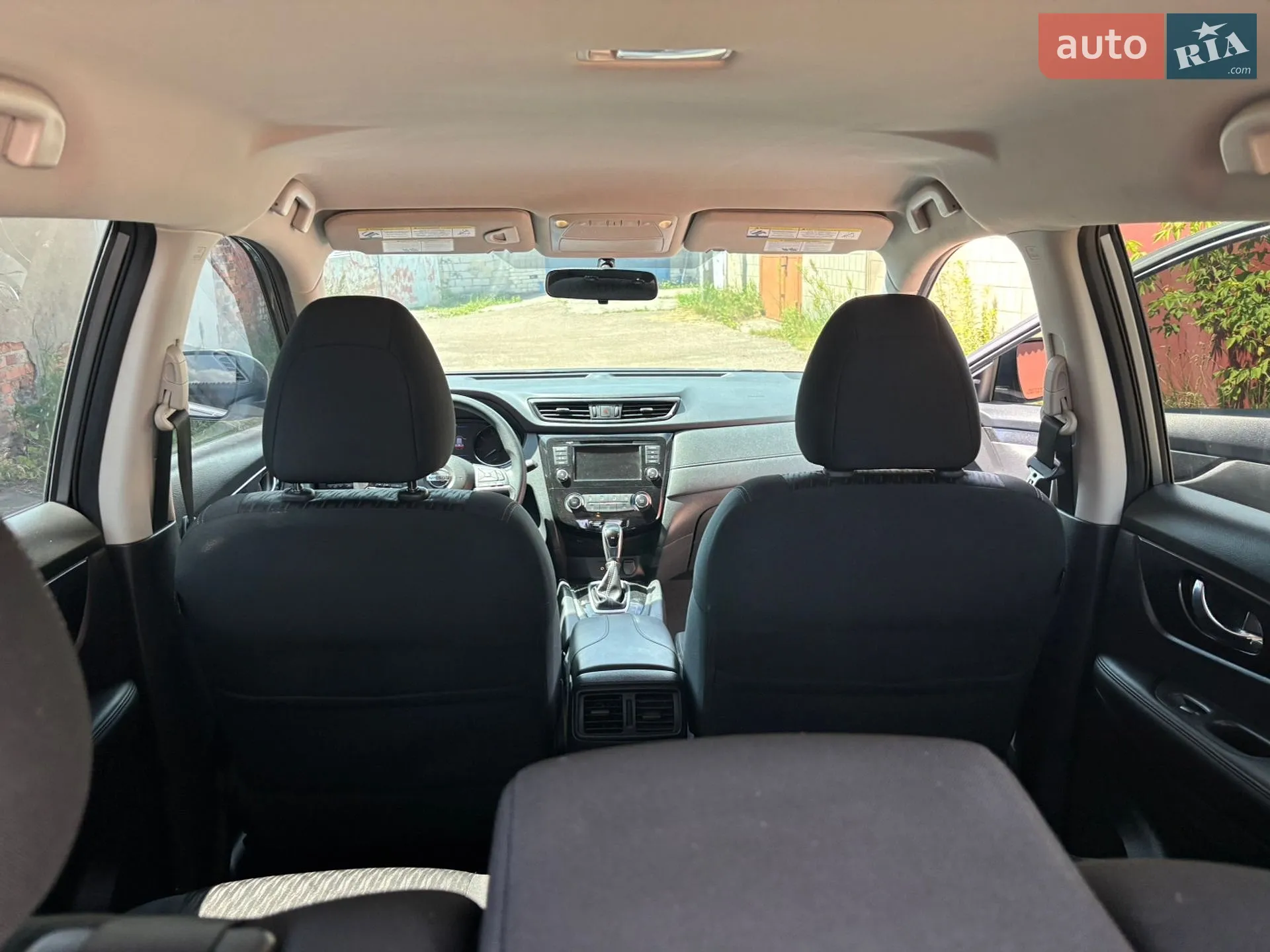 2017 Nissan Rogue - мініатюра 11