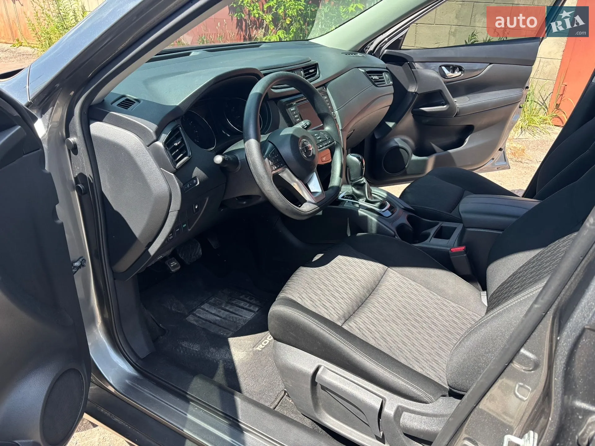 2017 Nissan Rogue - мініатюра 12