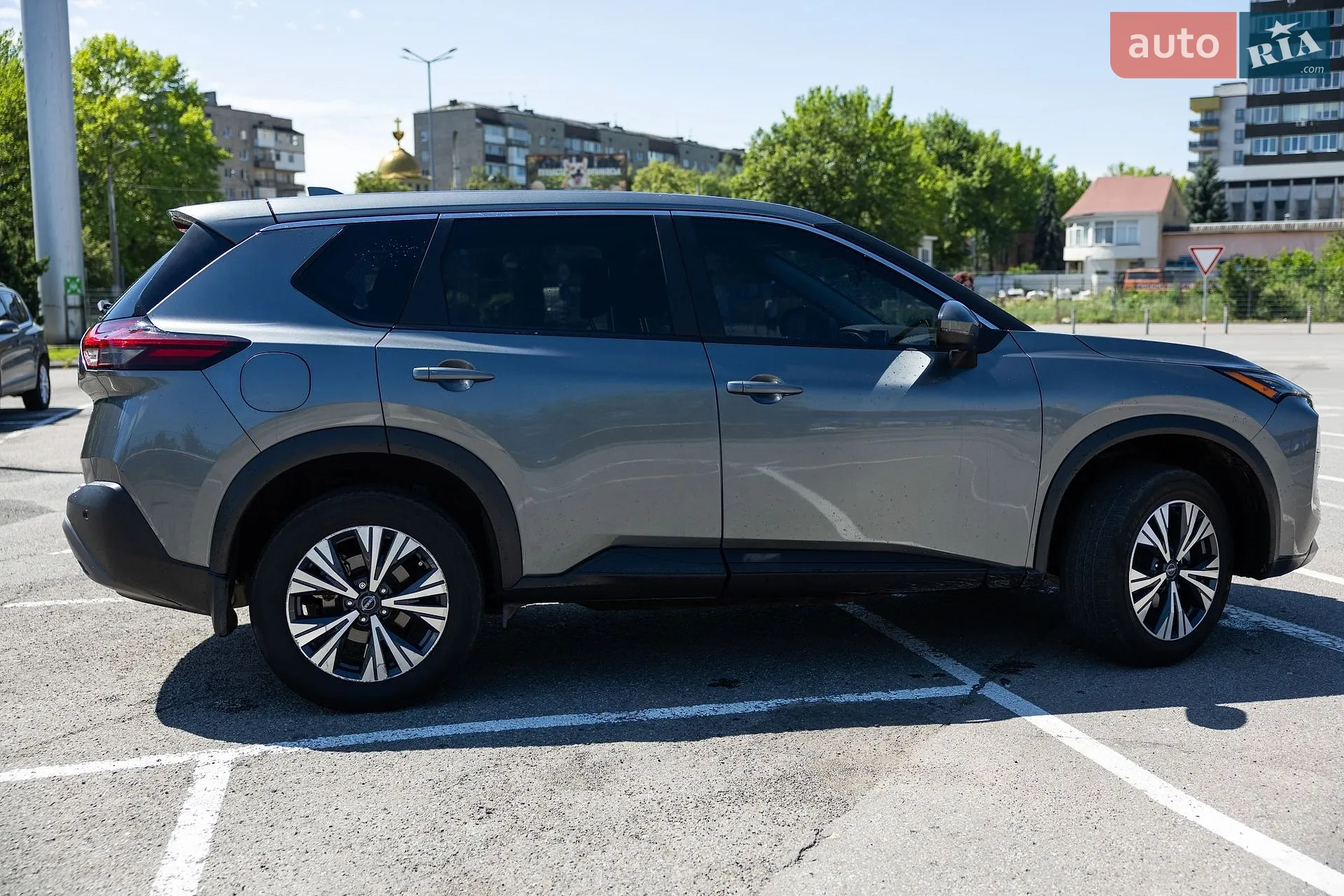 2022 Nissan Rogue - мініатюра 12