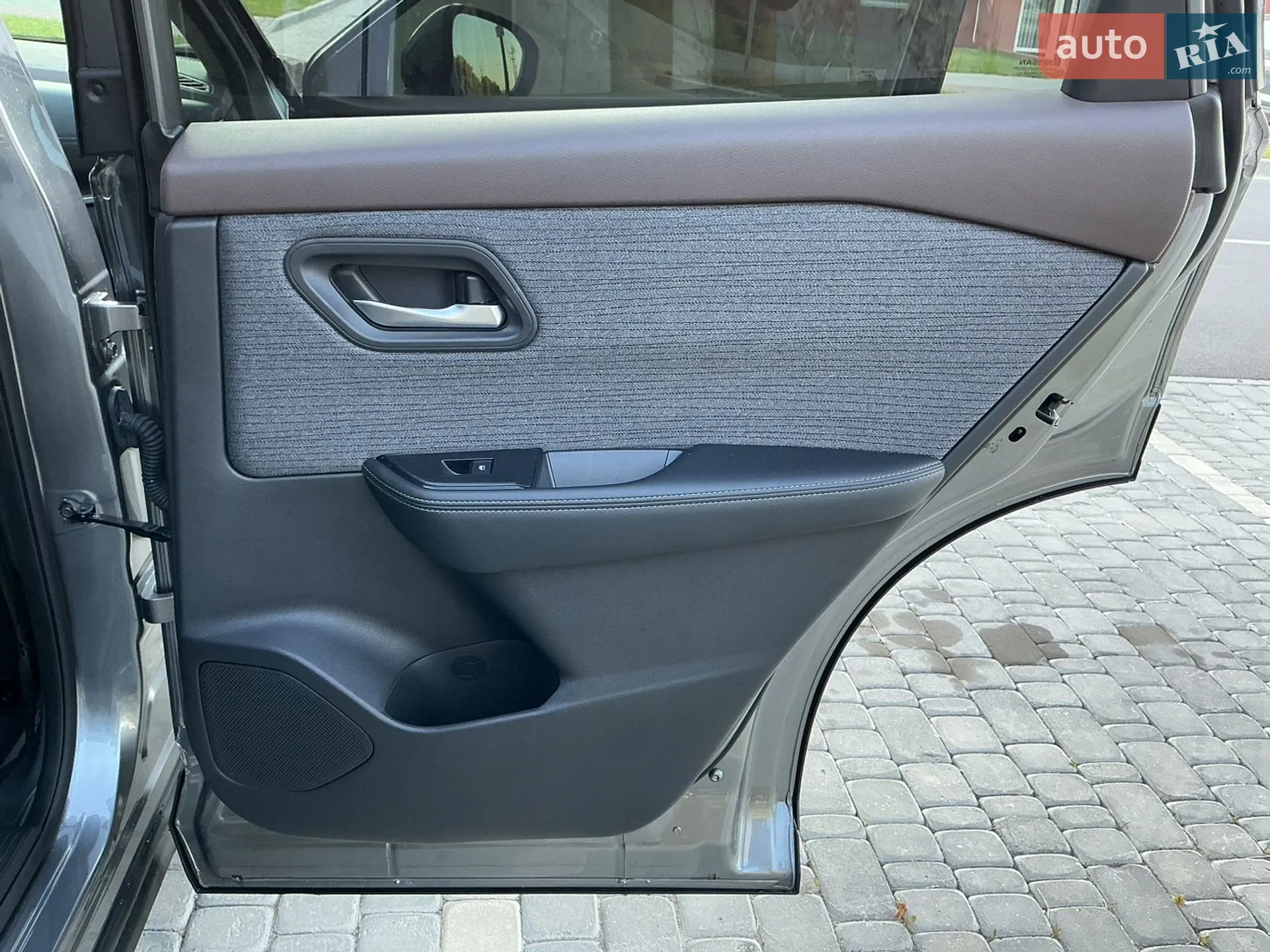 2020 Nissan Rogue - мініатюра 23