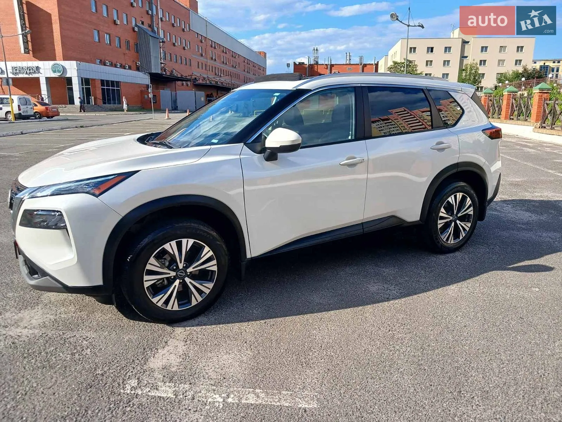 2022 Nissan Rogue - мініатюра 11