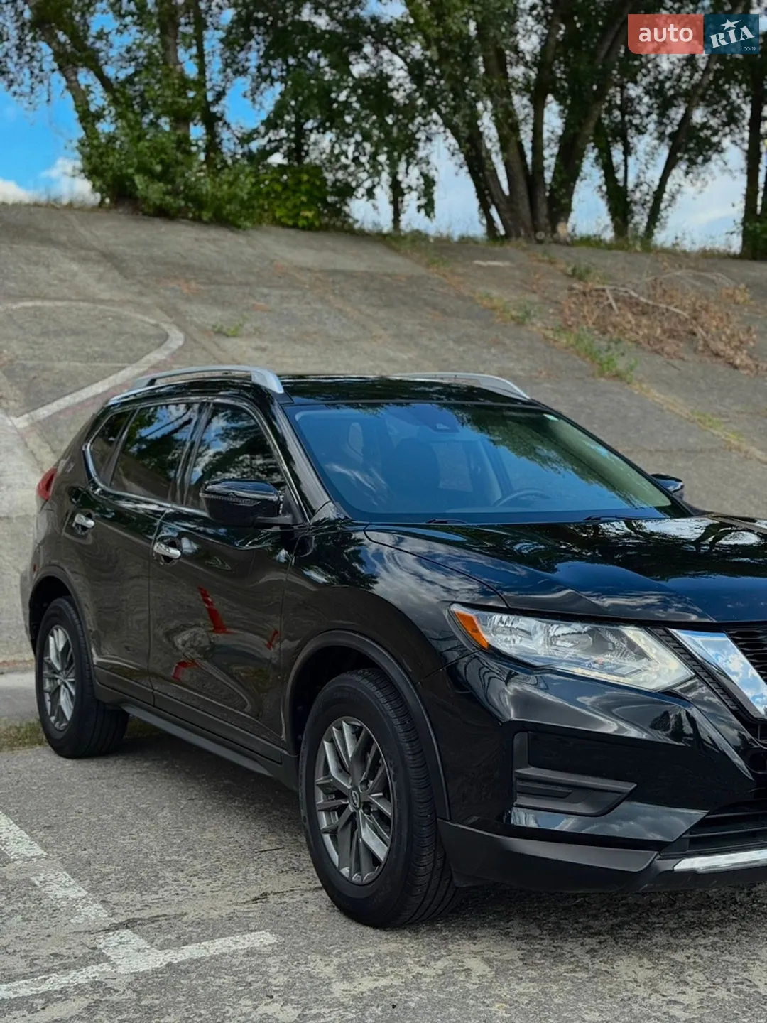 2019 Nissan Rogue - мініатюра 3