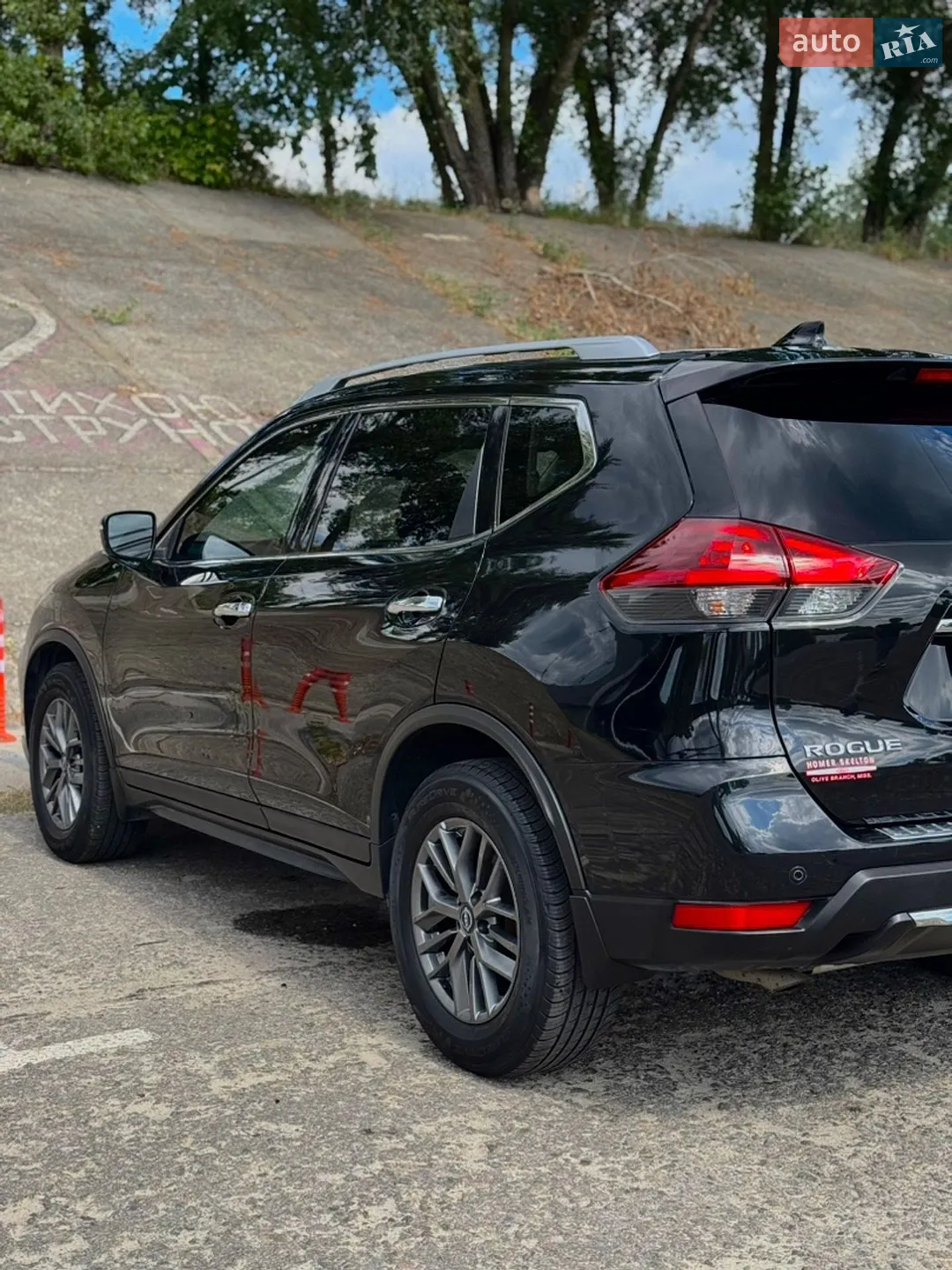 2019 Nissan Rogue - мініатюра 9